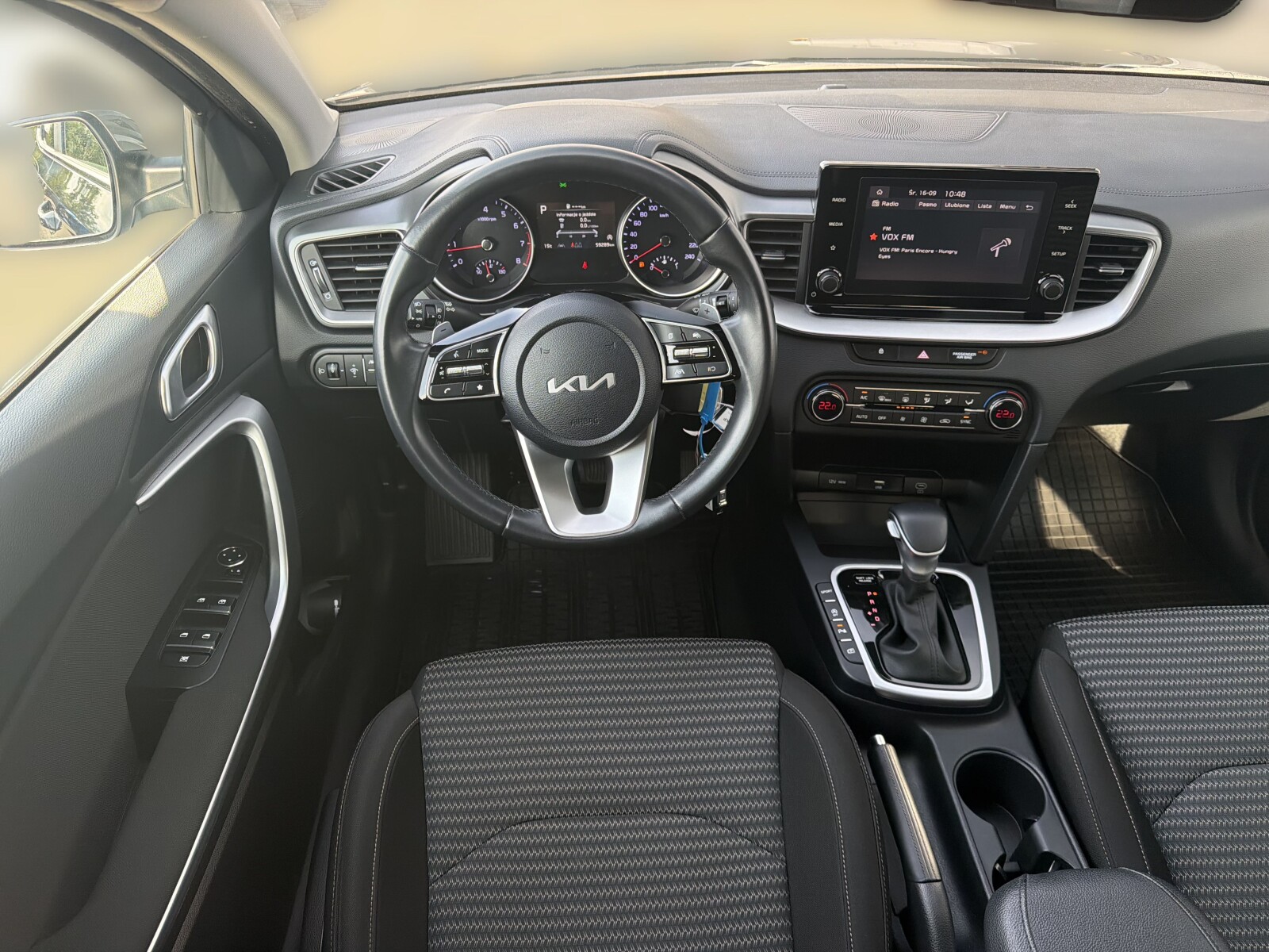 Kia XCeed - zdjęcie 11
