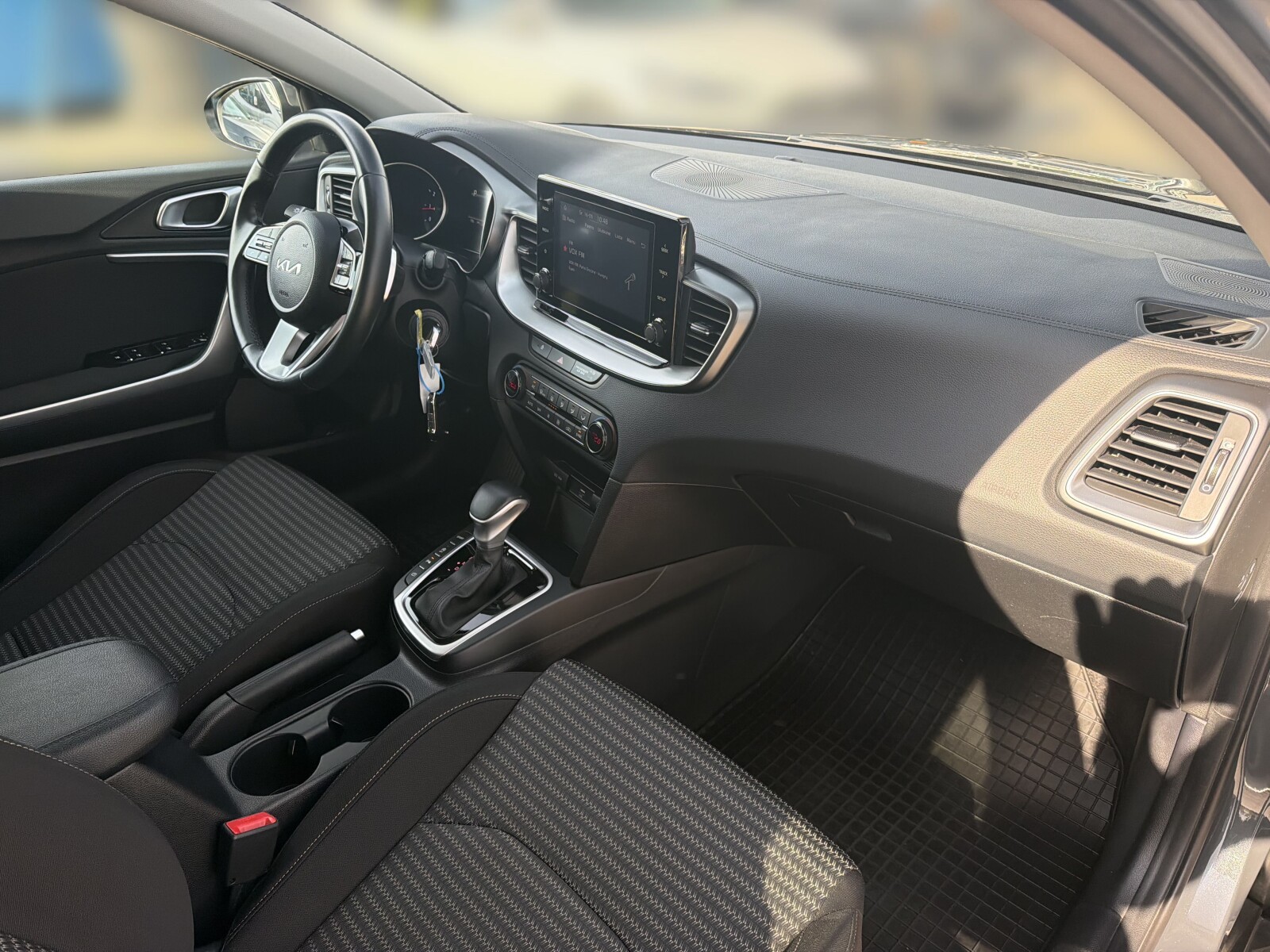 Kia XCeed - zdjęcie 16