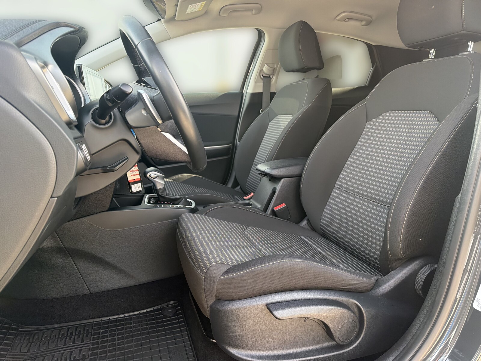 Kia XCeed - zdjęcie 10