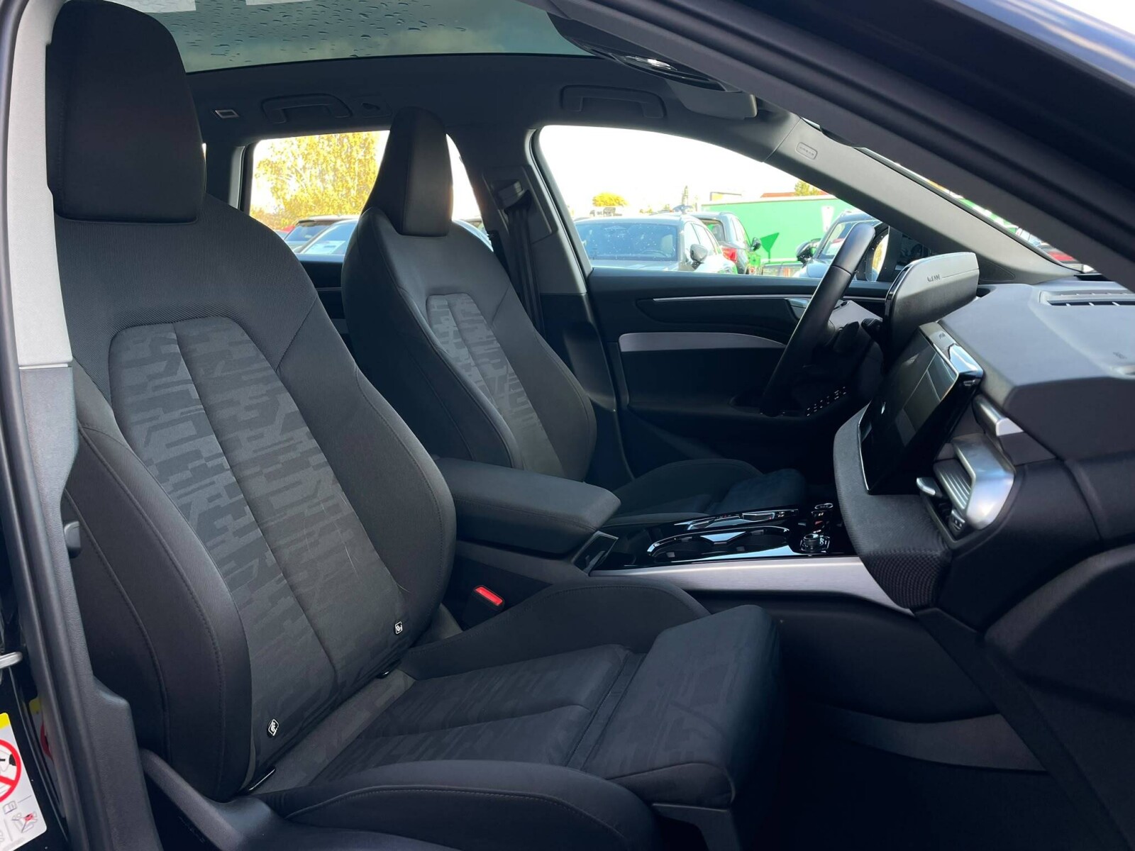 Audi A6 Avant - zdjęcie 24