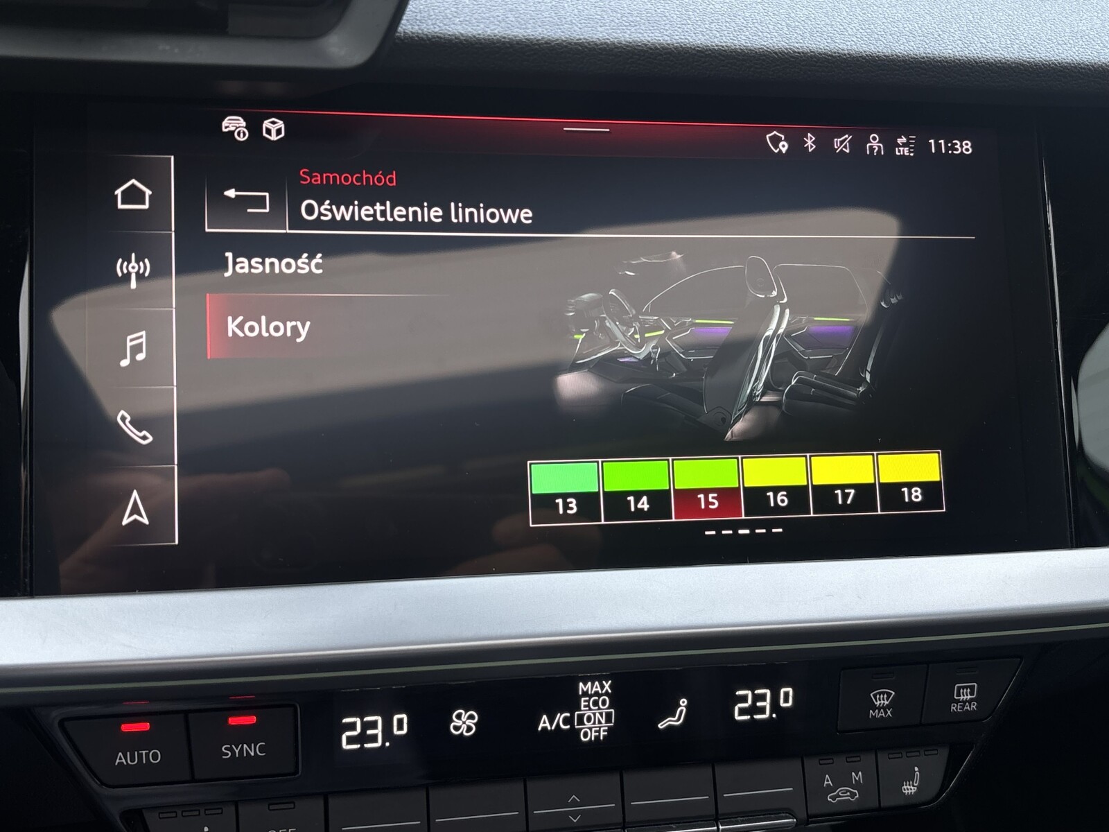 Audi RS 3 Sportback - zdjęcie 26