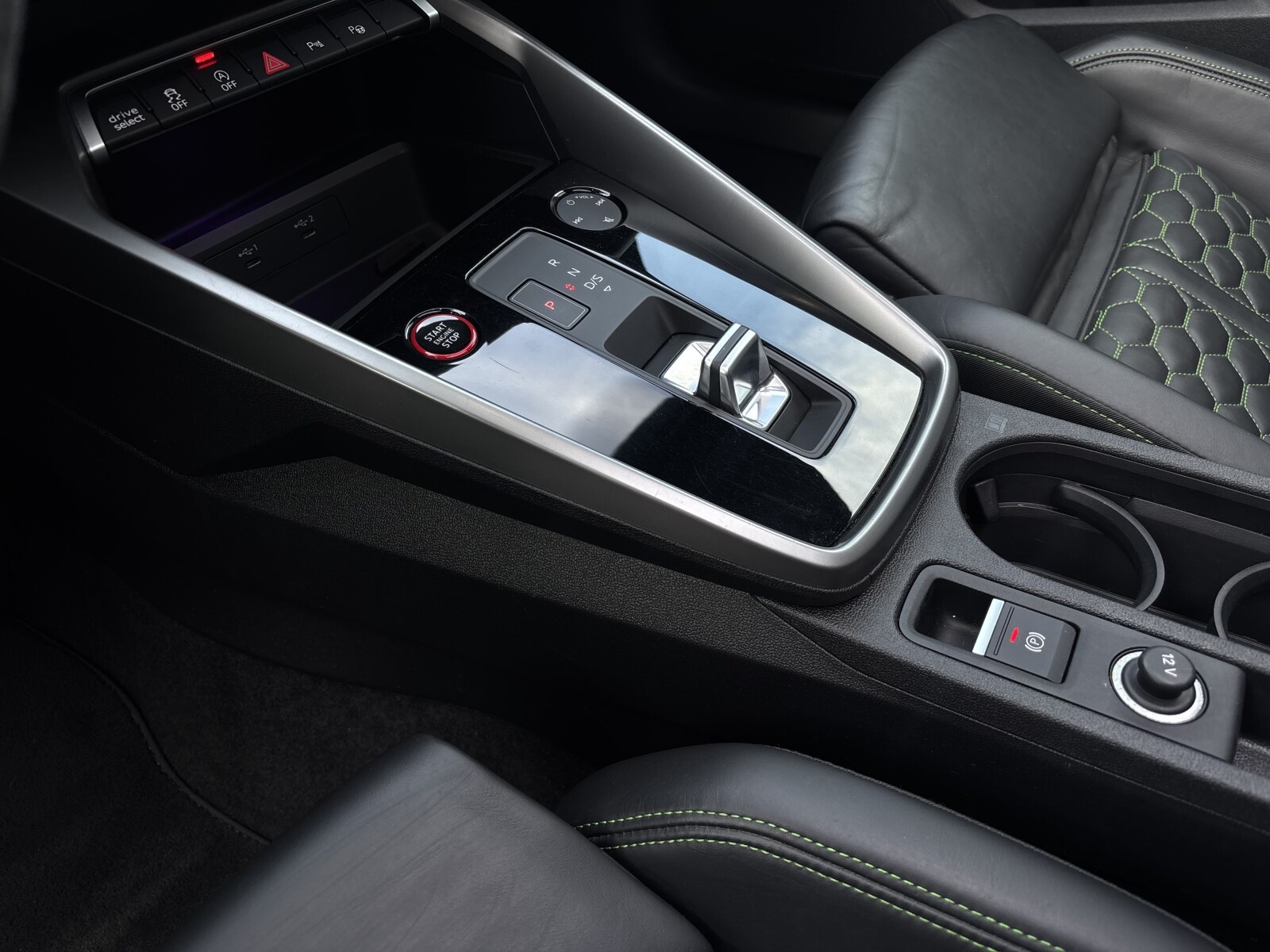 Audi RS 3 Sportback - zdjęcie 18