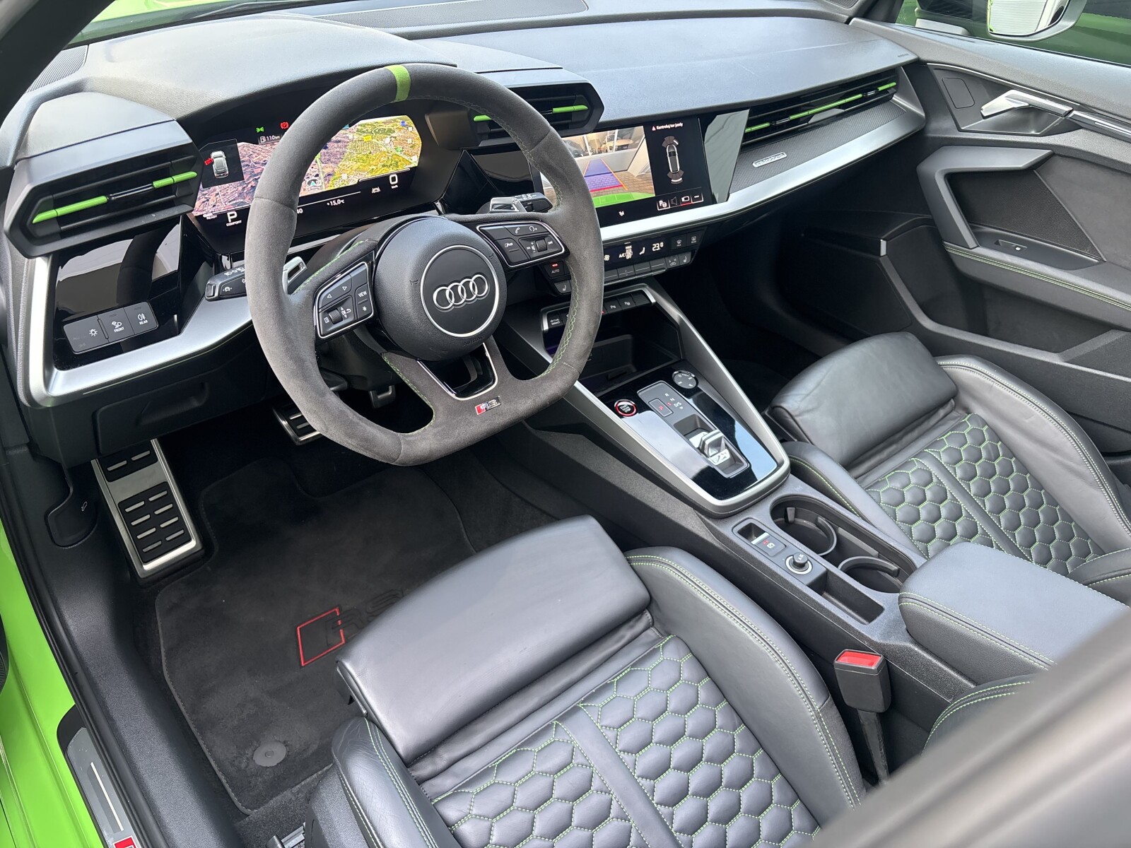 Audi RS 3 Sportback - zdjęcie 17