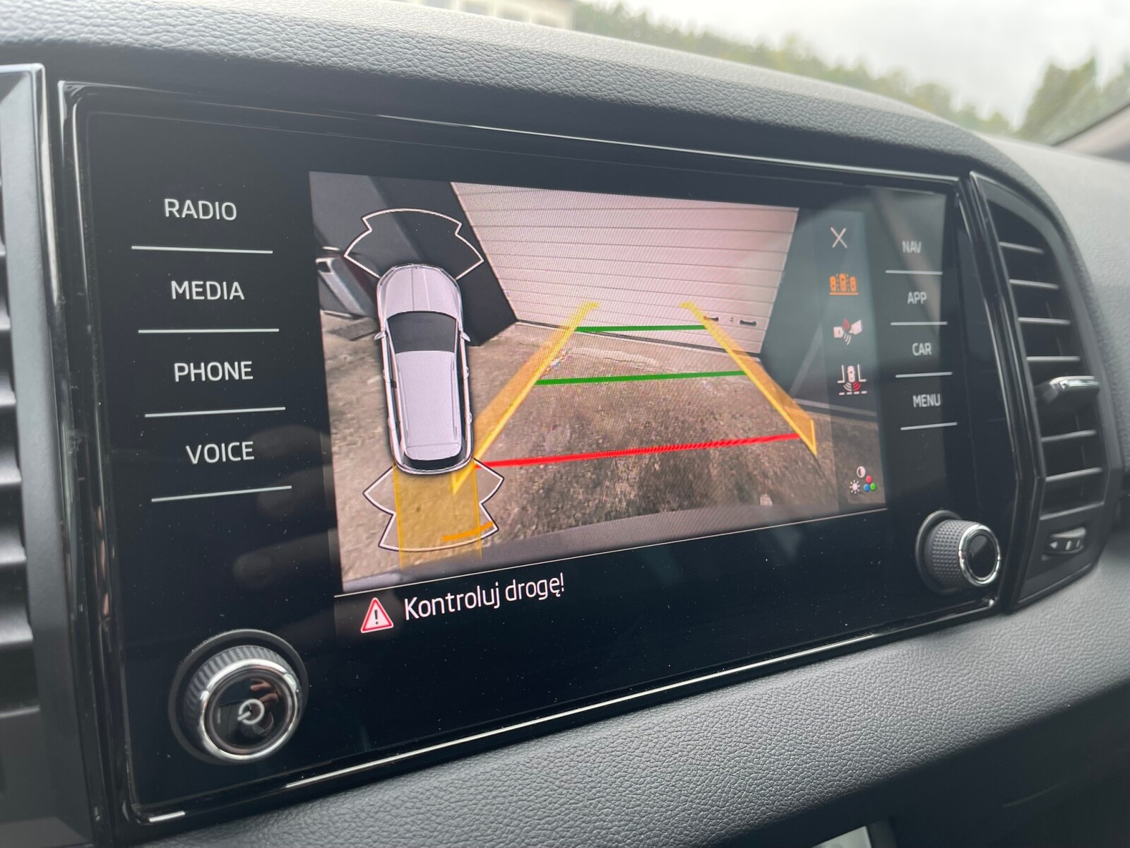 Škoda Karoq - zdjęcie 9