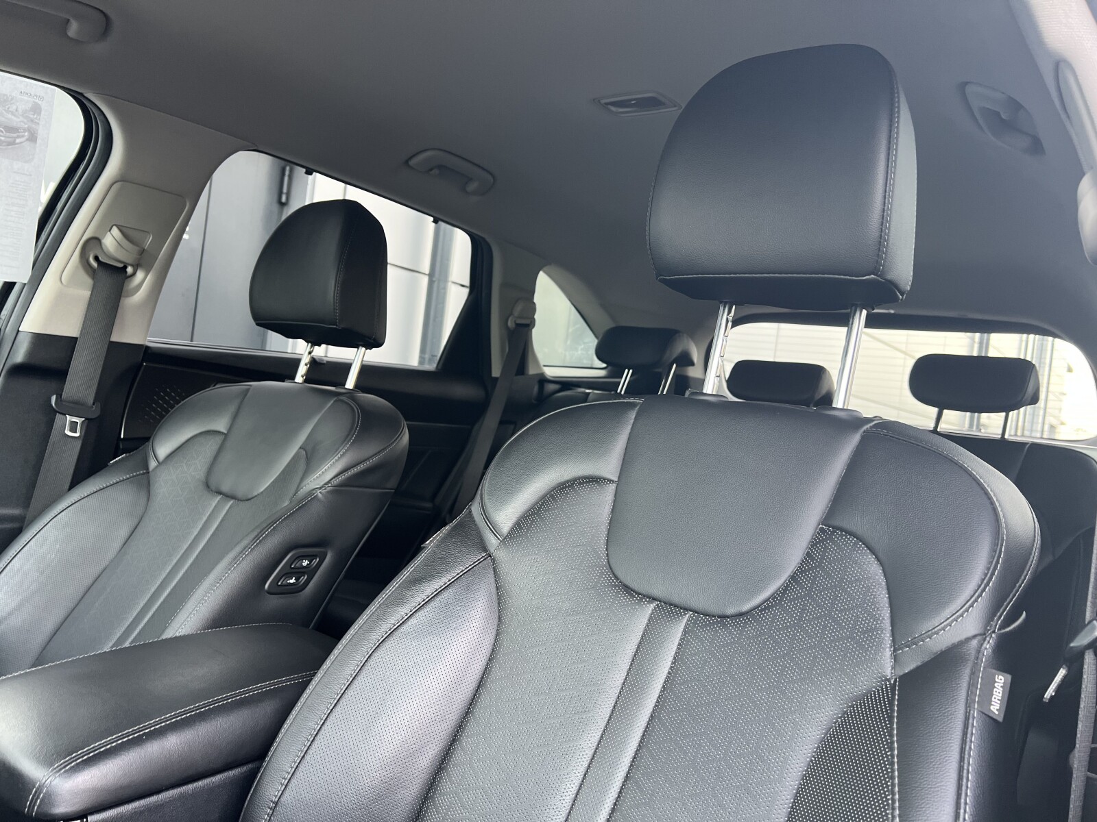 Kia Sorento - zdjęcie 25