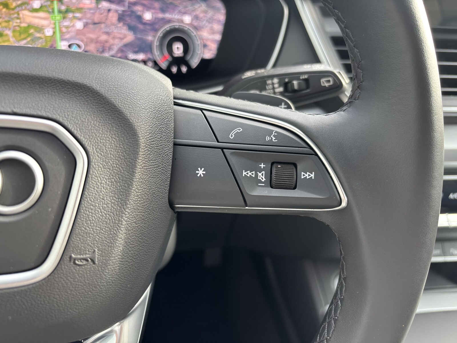 Audi Q5 Sportback - zdjęcie 14