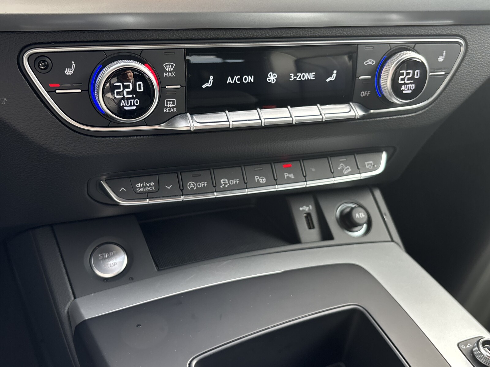 Audi Q5 Sportback - zdjęcie 18