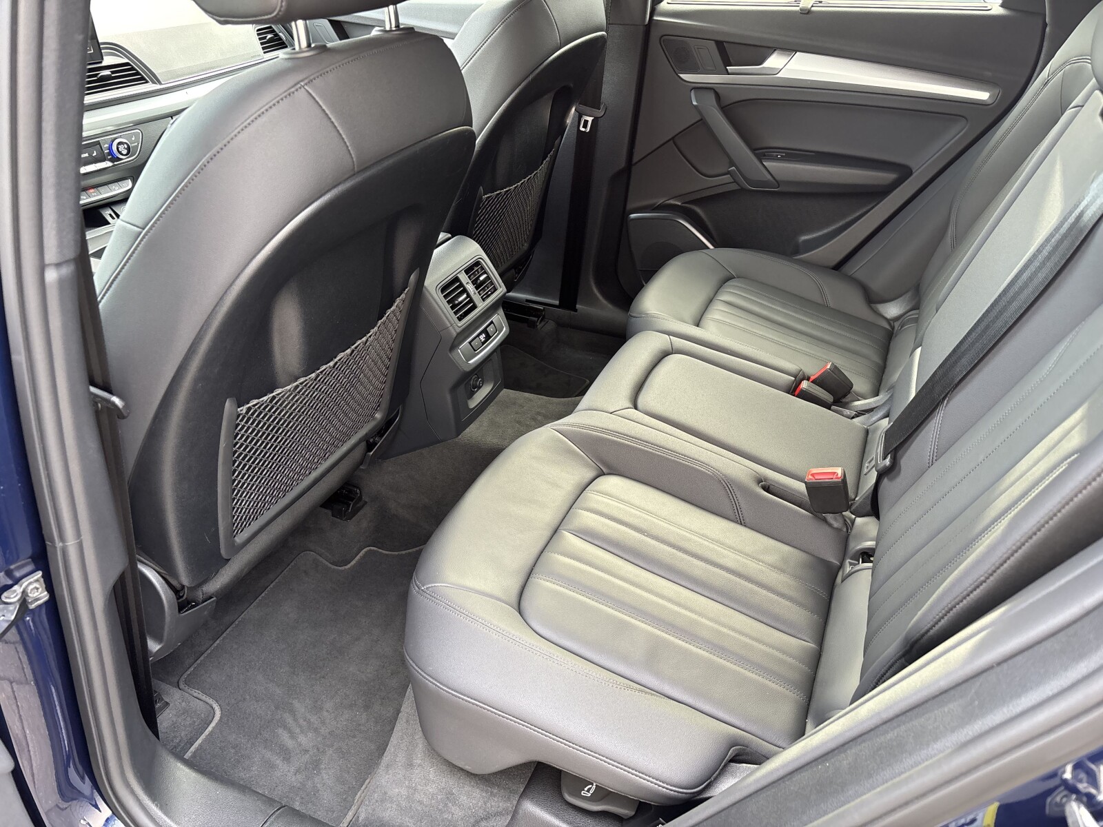 Audi Q5 Sportback - zdjęcie 30