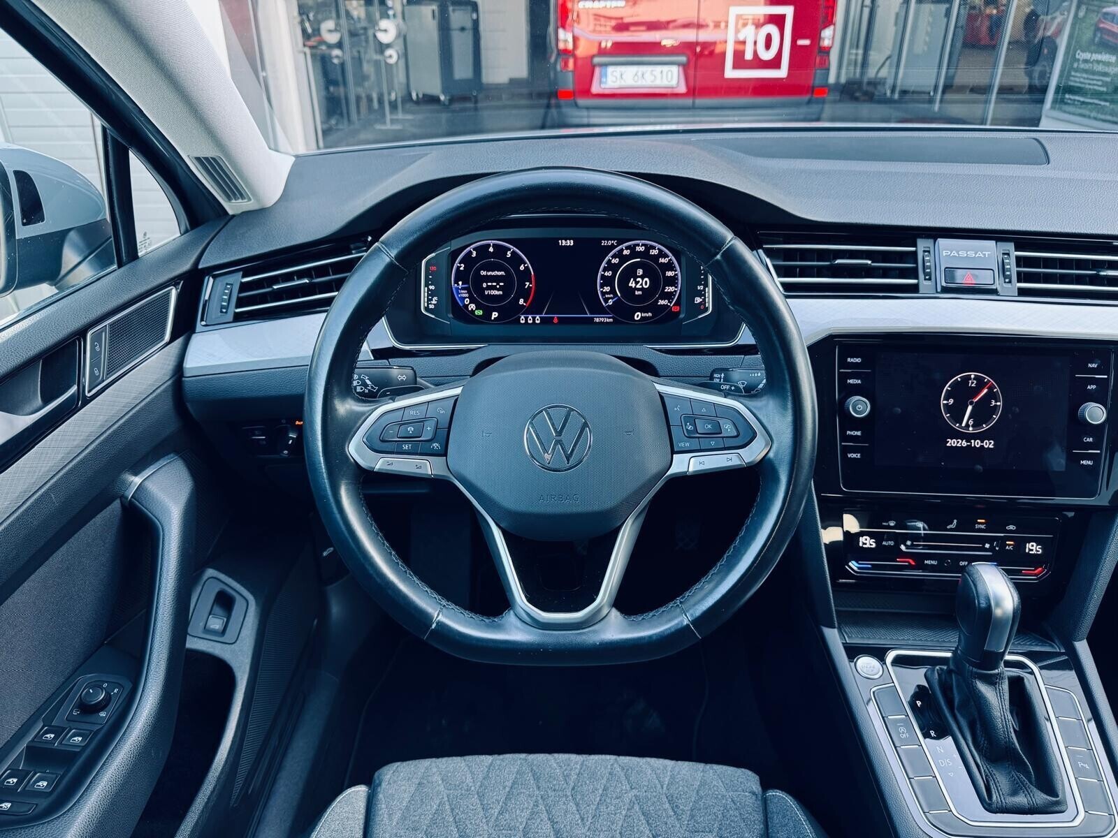Volkswagen Passat - zdjęcie 17
