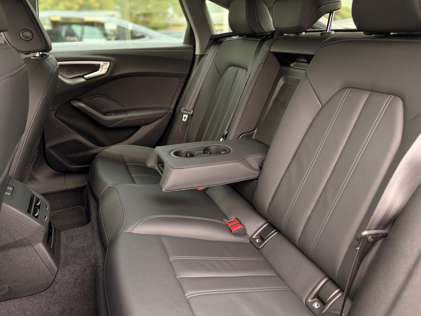 Audi A5 Limousine - zdjęcie 18
