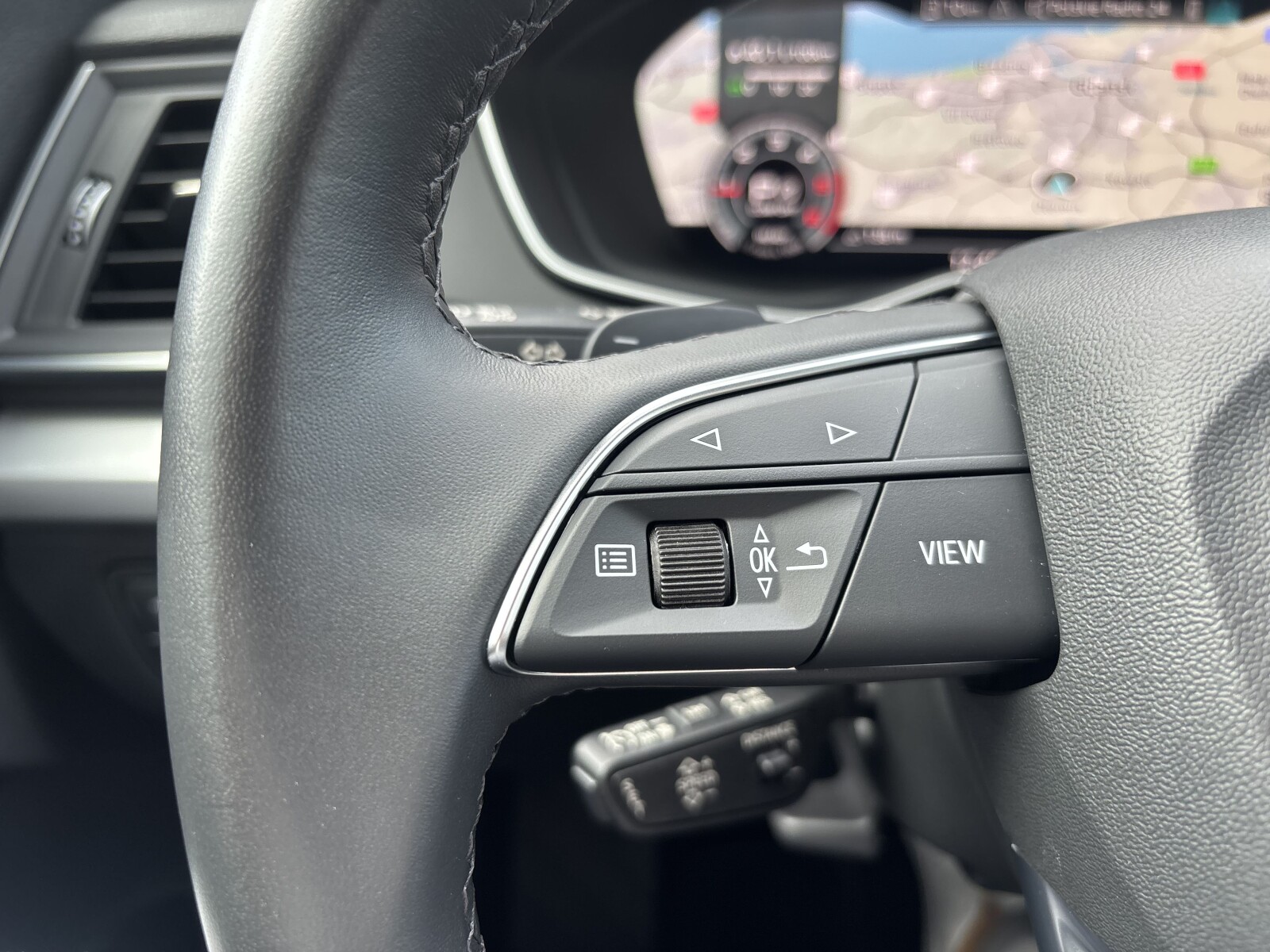 Audi Q5 Sportback - zdjęcie 11