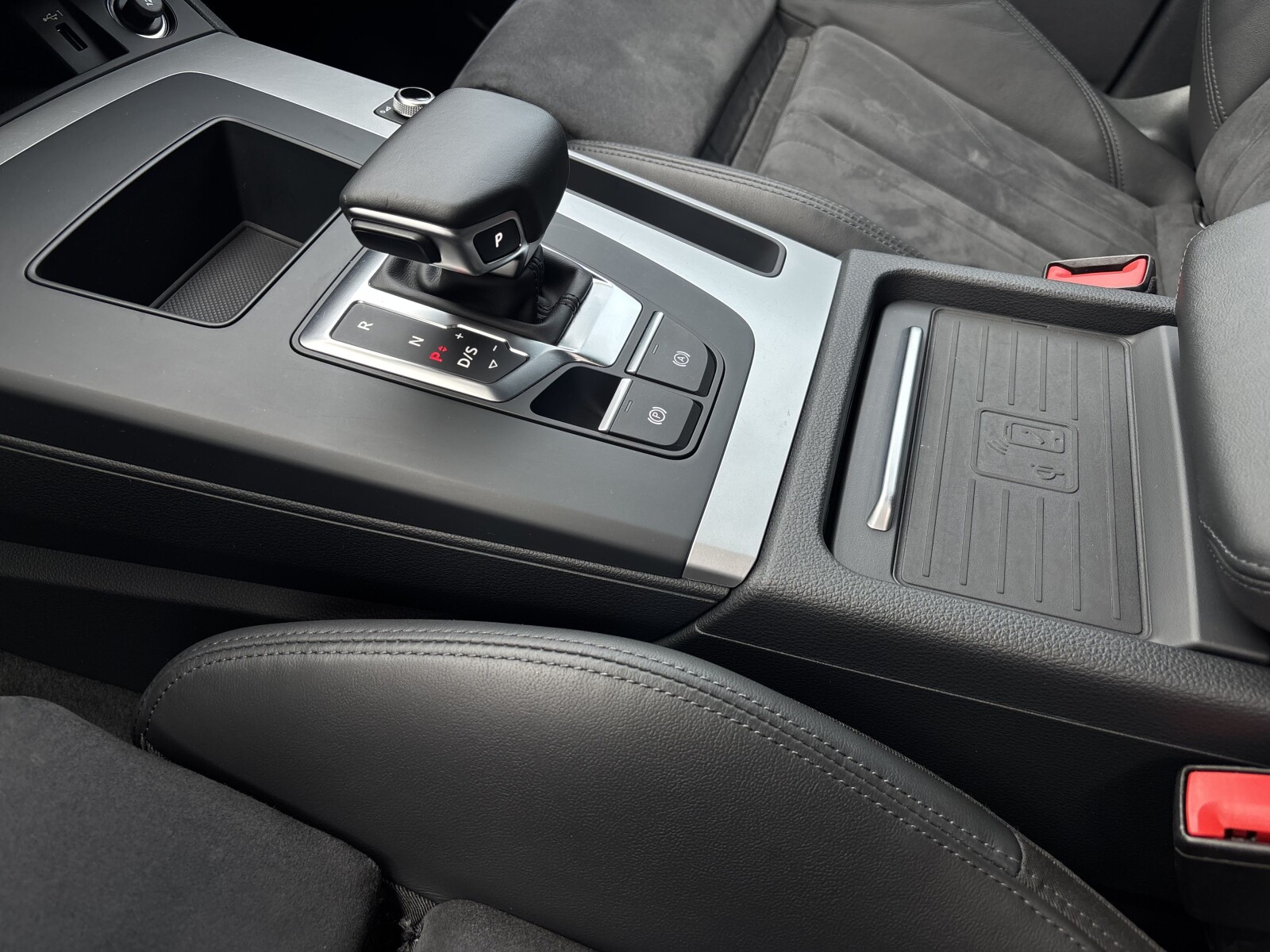 Audi Q5 Sportback - zdjęcie 18