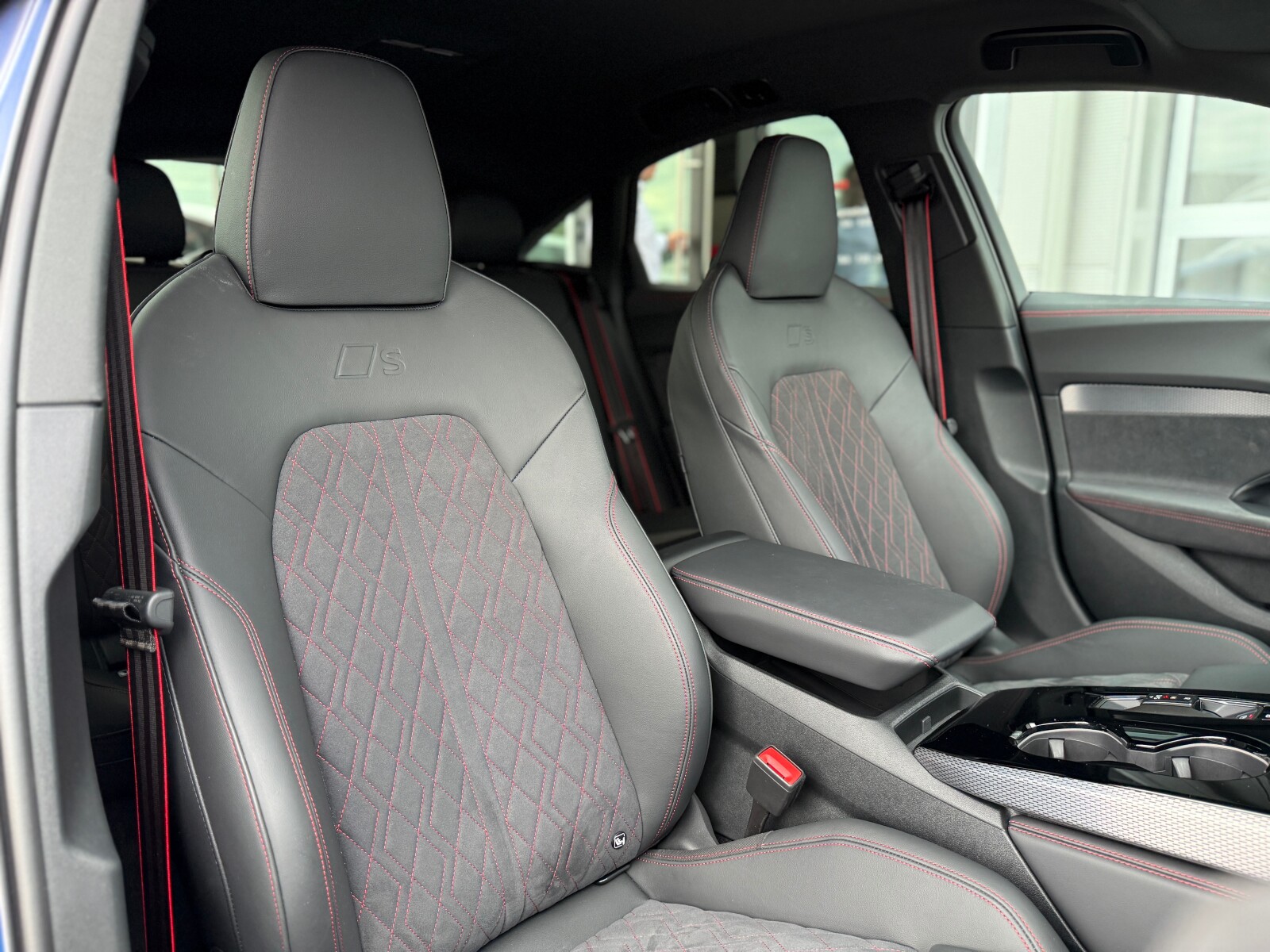 Audi S5 Limousine - zdjęcie 24