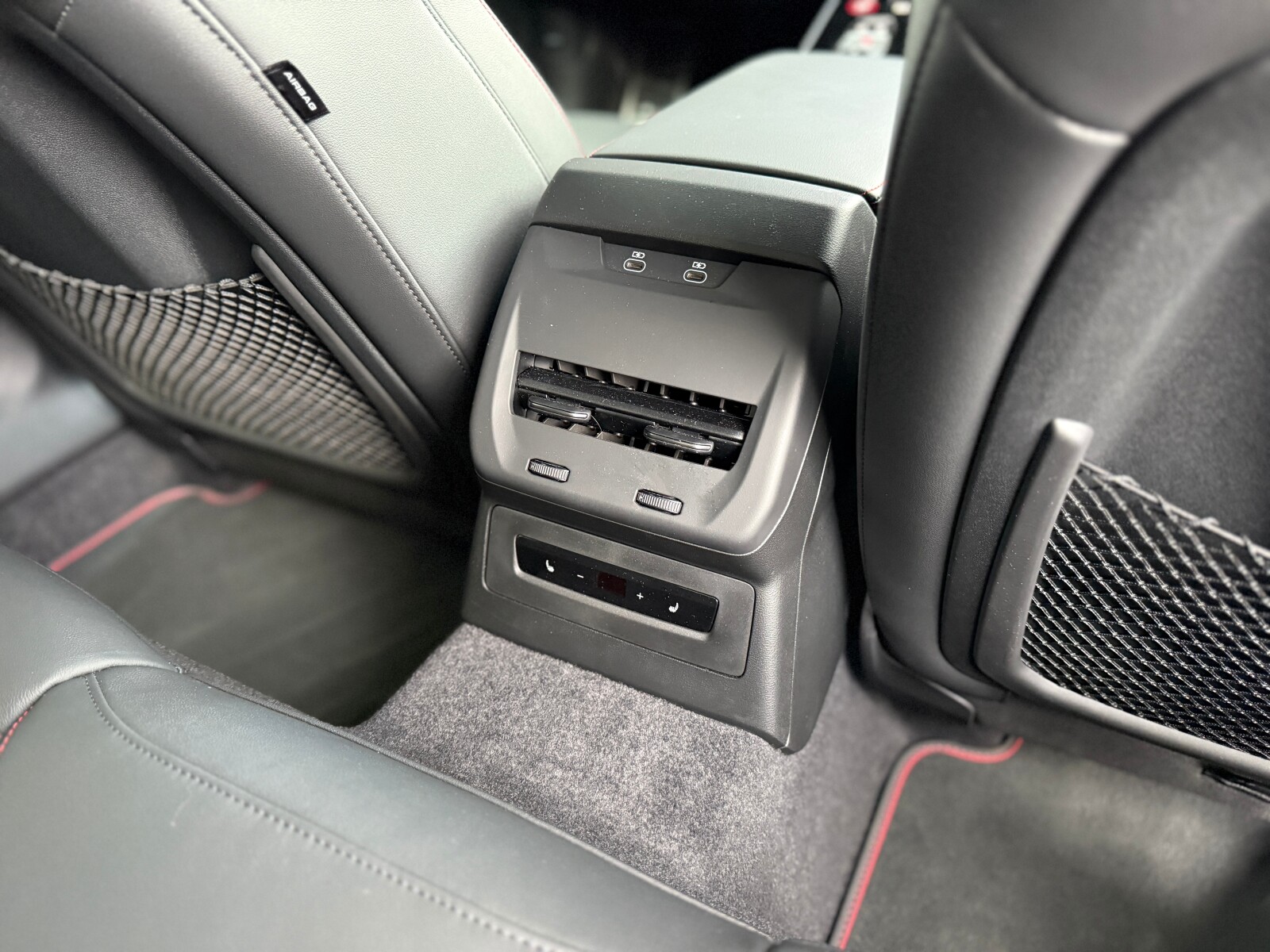 Audi S5 Limousine - zdjęcie 14