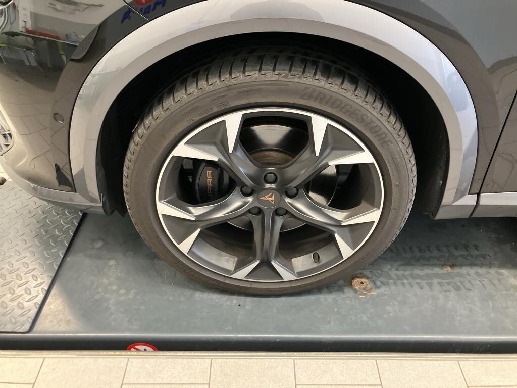 Cupra Formentor - zdjęcie 9