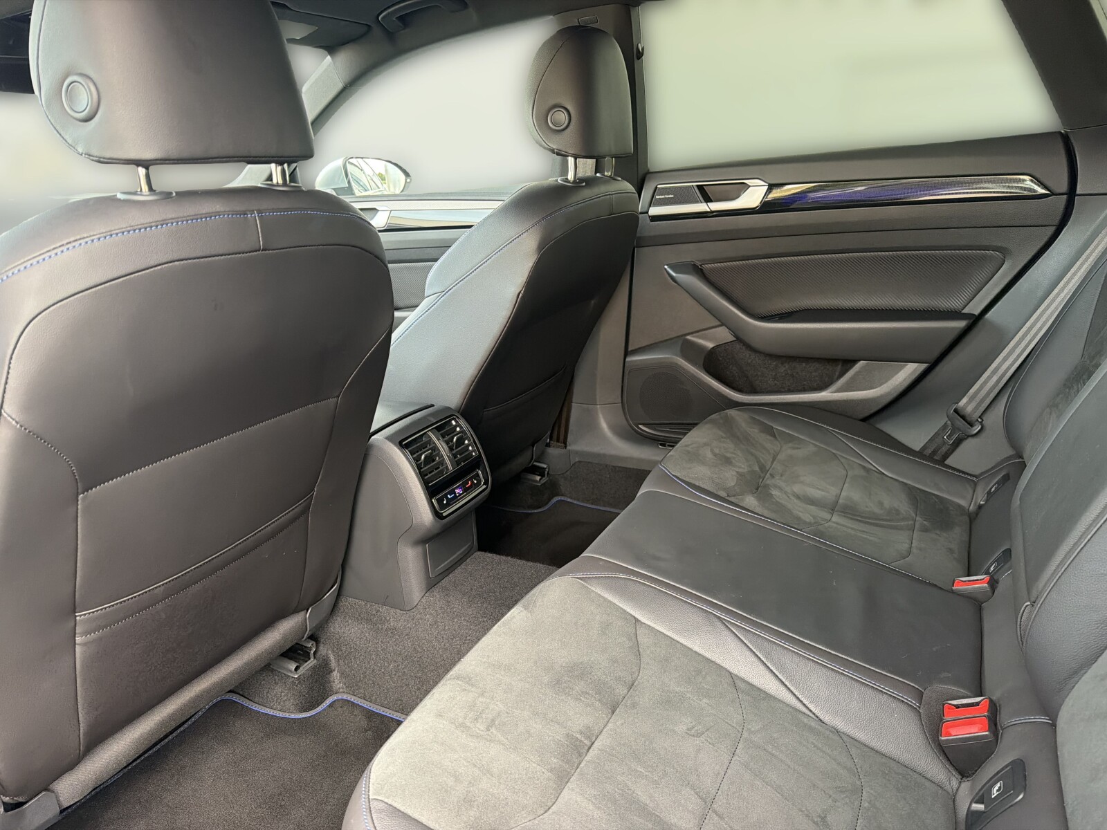 Volkswagen Arteon Shooting Brake - zdjęcie 14