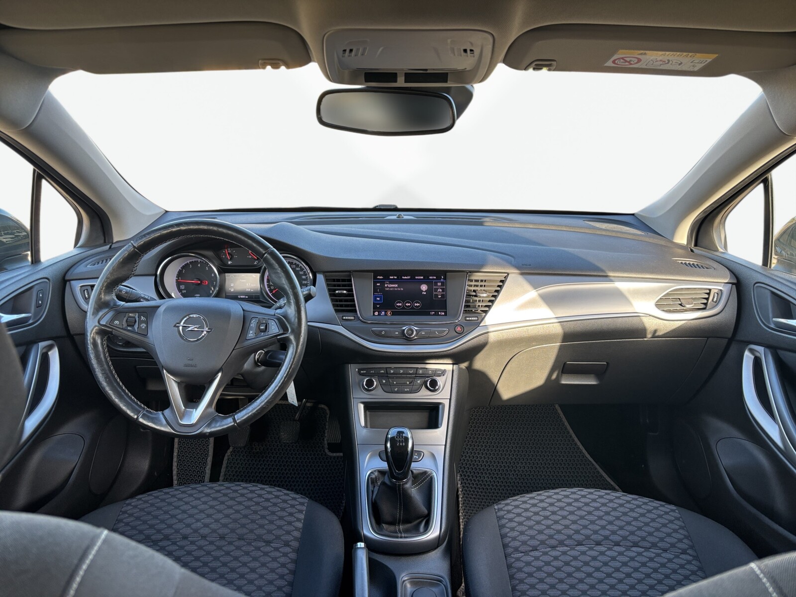 Opel Astra - zdjęcie 10