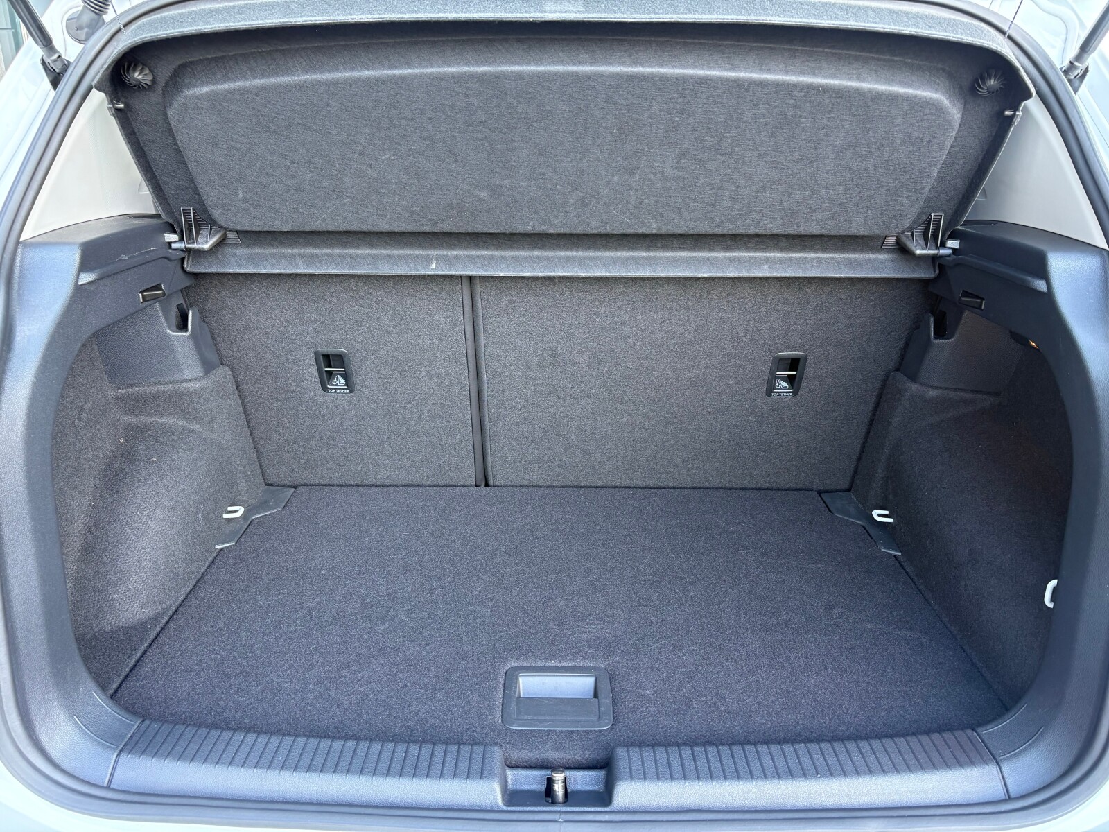 Volkswagen T-Cross - zdjęcie 17