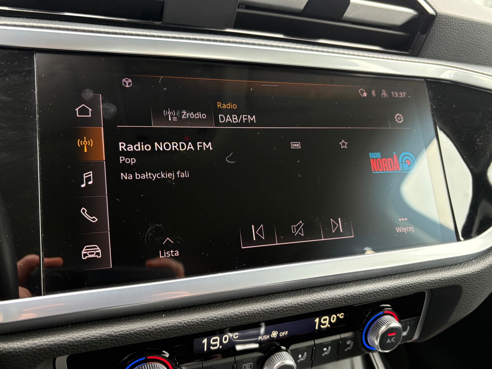 Audi Q3 Sportback - zdjęcie 28