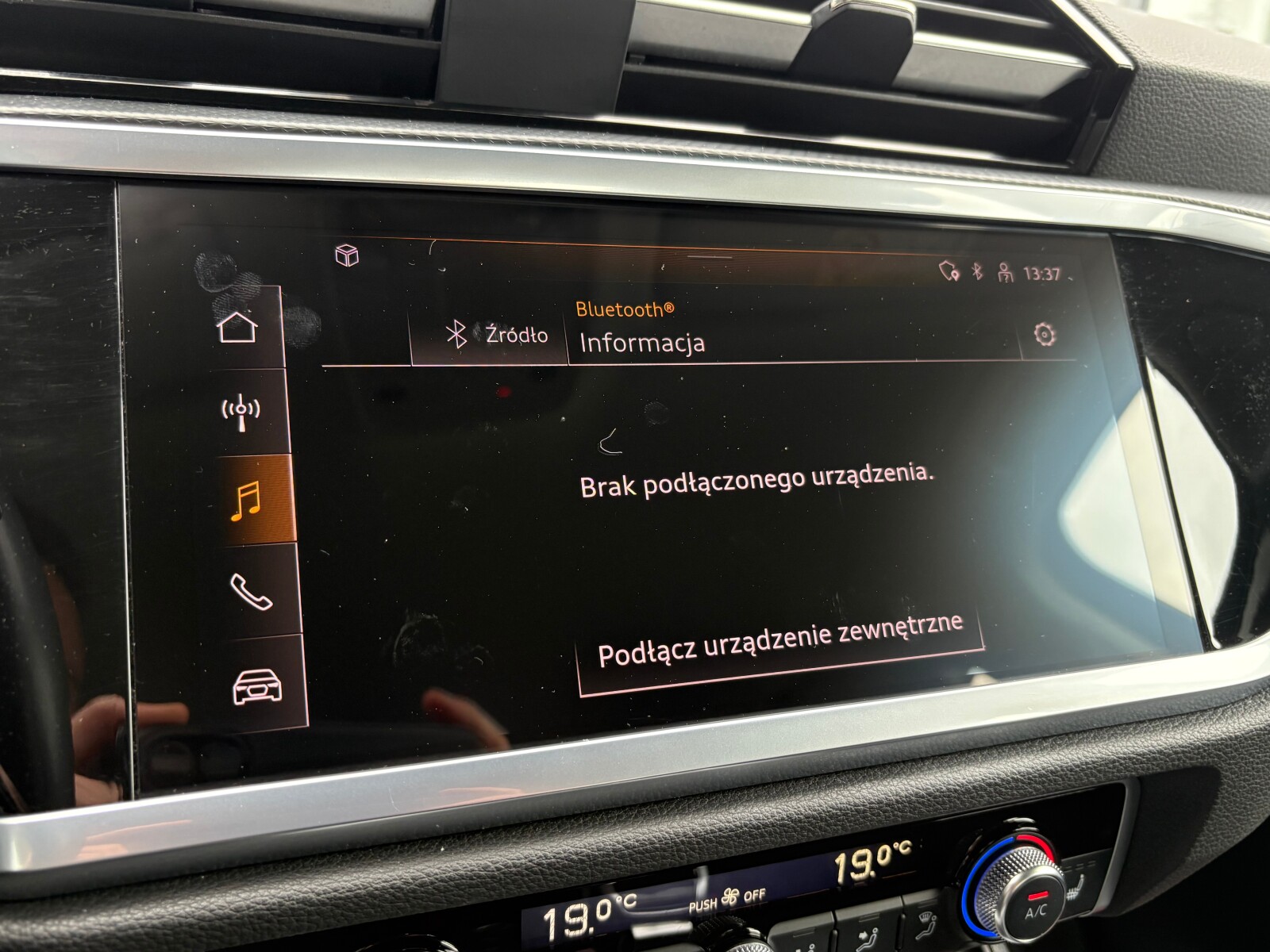 Audi Q3 Sportback - zdjęcie 30