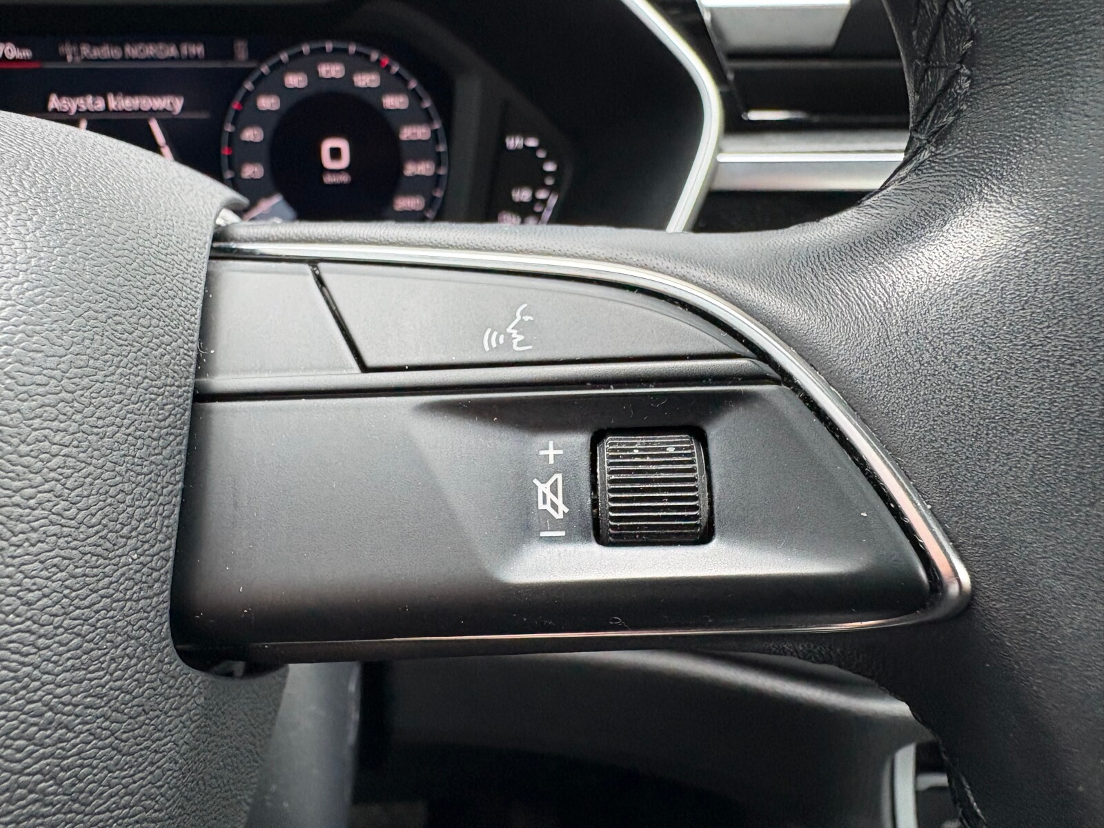 Audi Q3 Sportback - zdjęcie 22