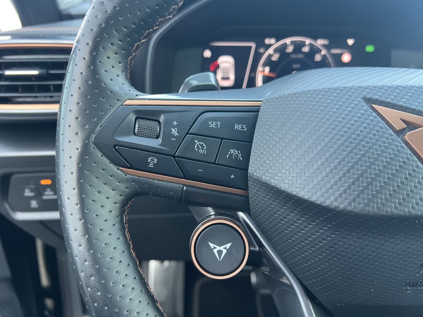 Cupra Formentor - zdjęcie 22
