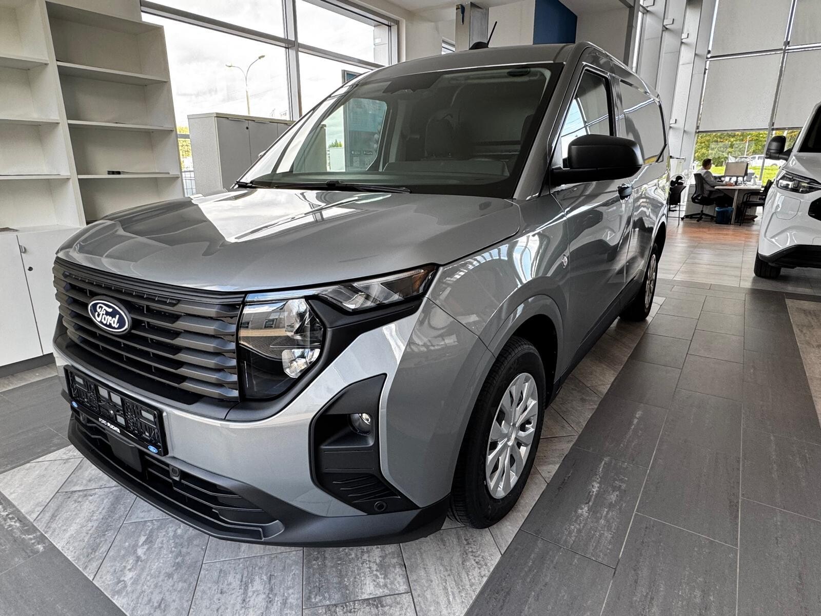 Van Trend 1.0 EcoBoost 125KM M6 FWD Van Trend 1.0 EcoBoost 125KM M6 FWD