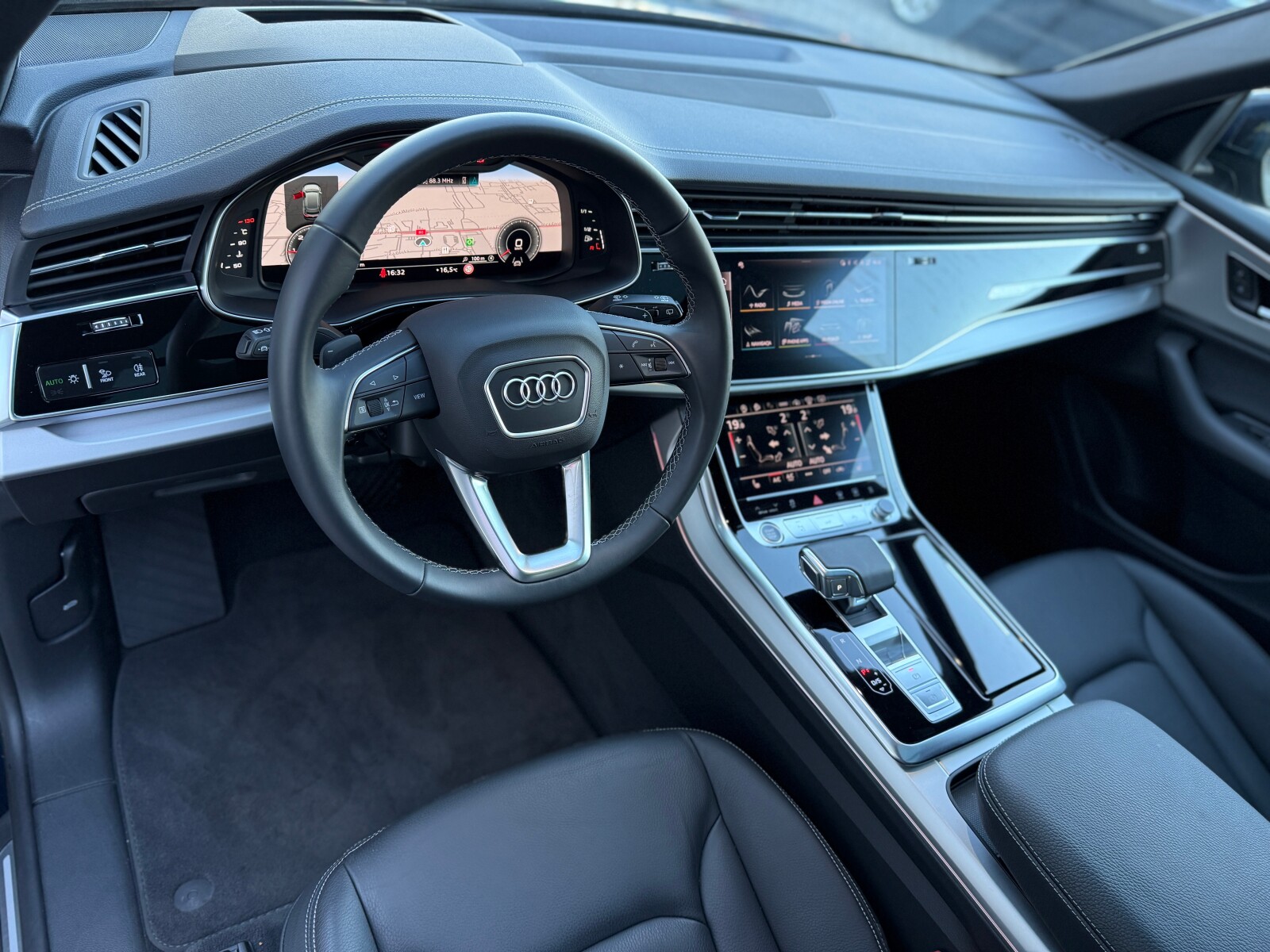 Audi Q8 - zdjęcie 19