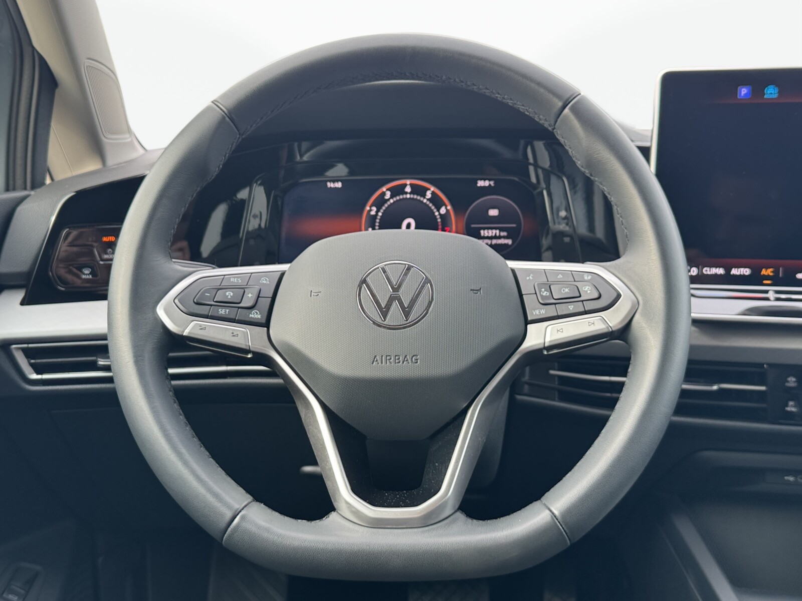 Volkswagen Golf Variant - zdjęcie 11