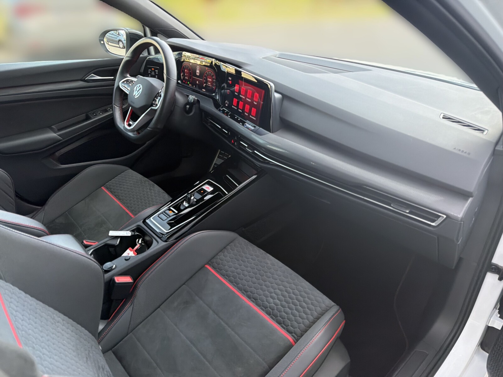 Volkswagen Golf - zdjęcie 17