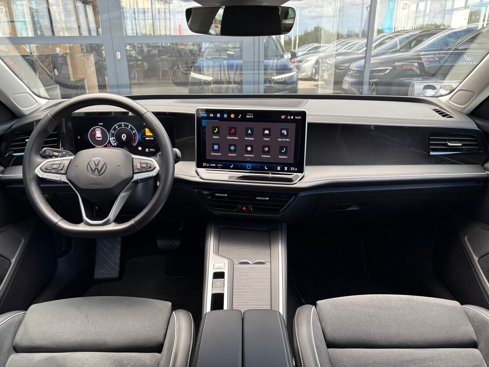 Volkswagen Passat Variant - zdjęcie 9