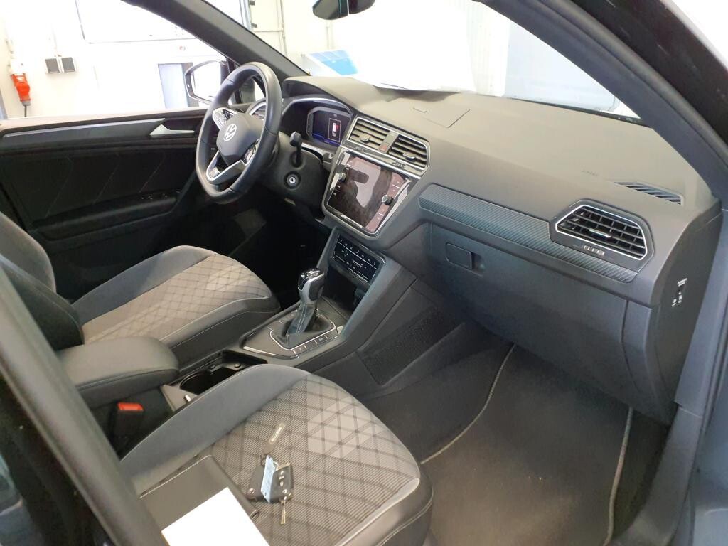 Volkswagen Tiguan - zdjęcie 3