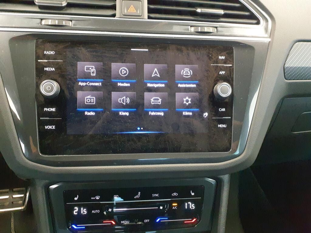 Volkswagen Tiguan - zdjęcie 5