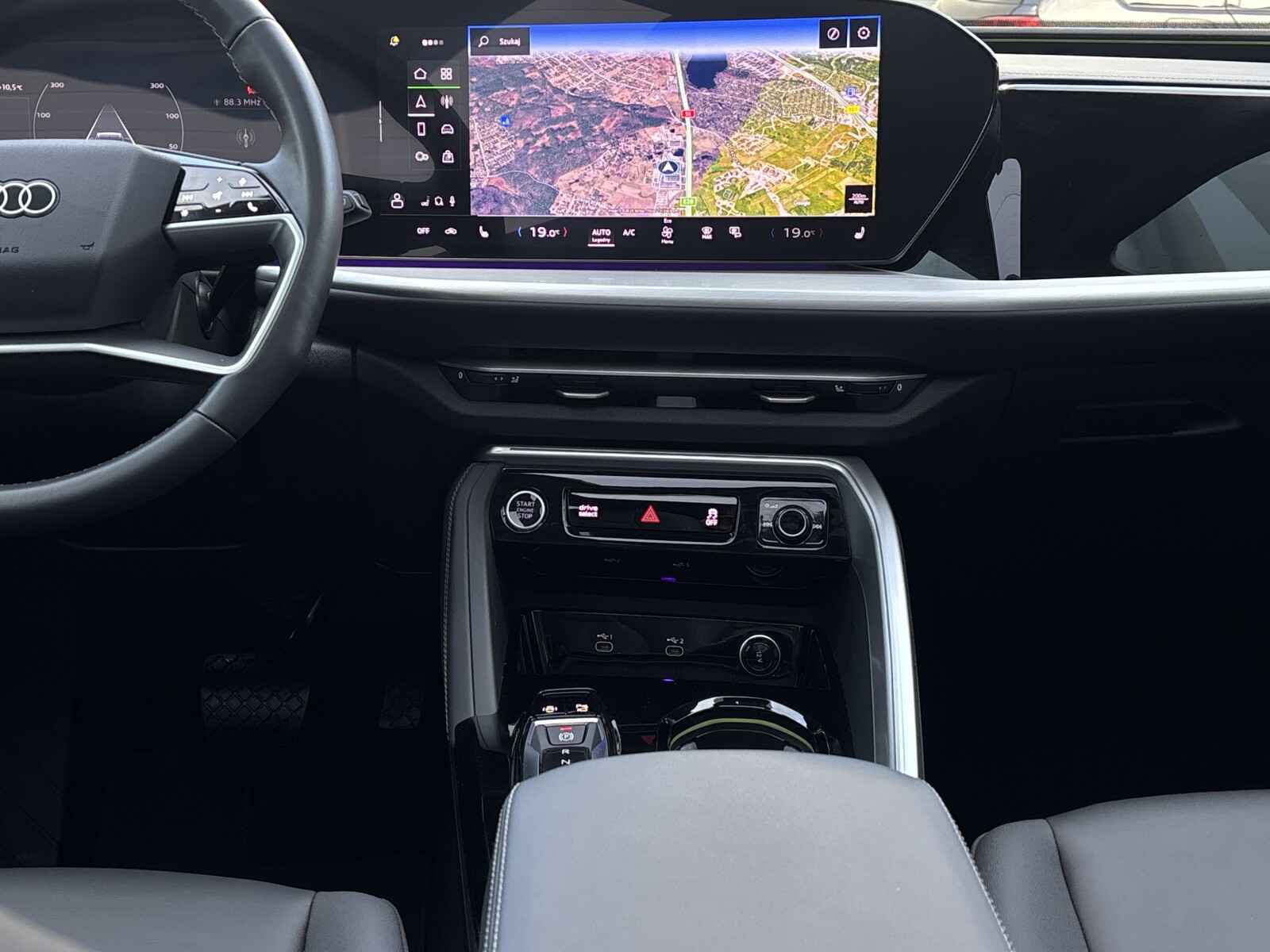 Audi Q5 - zdjęcie 17
