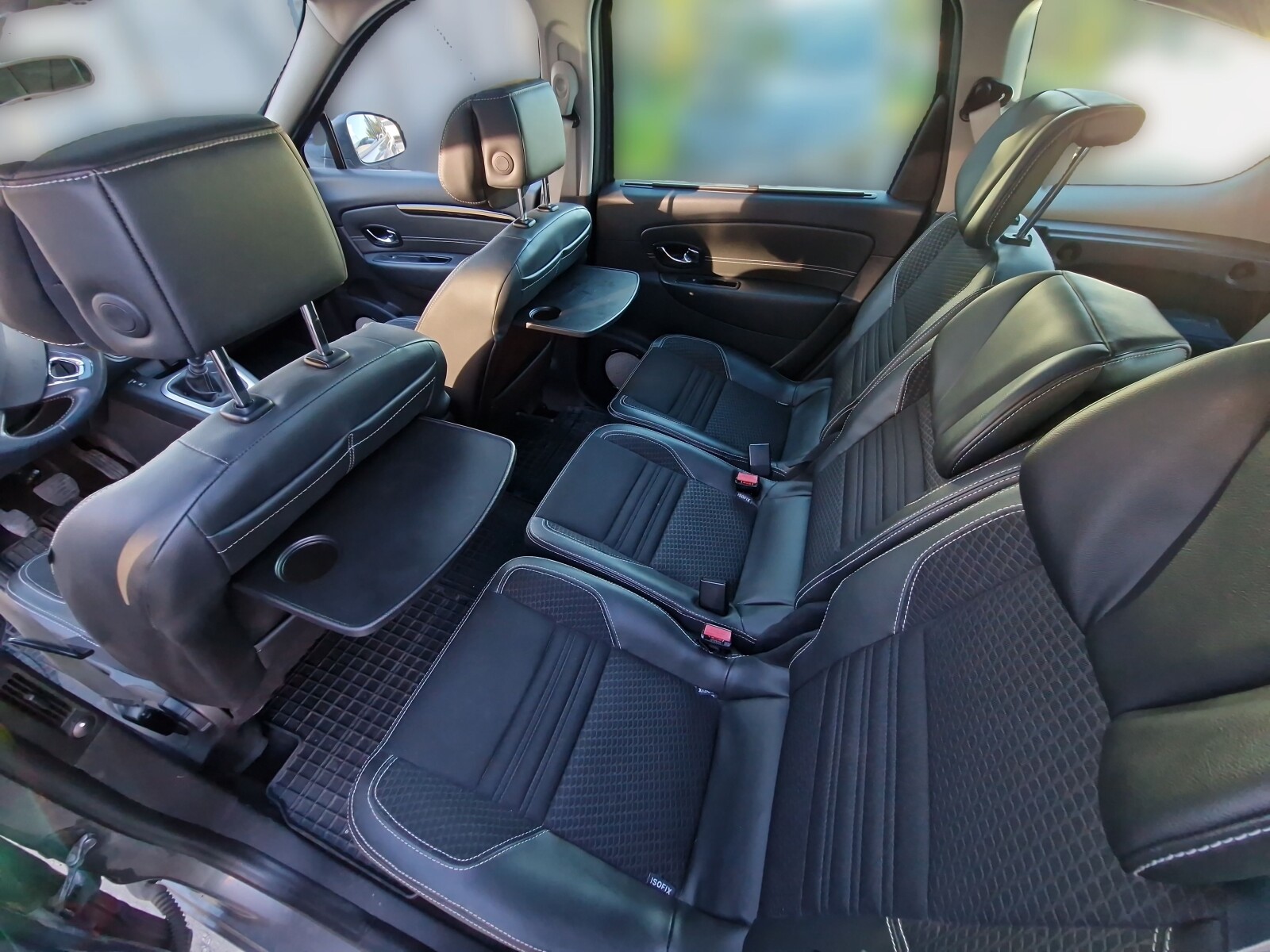 Renault Grand Scenic - zdjęcie 14