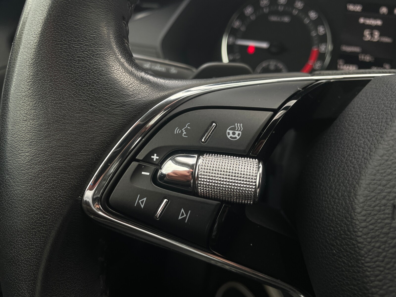 Škoda Octavia Combi - zdjęcie 21