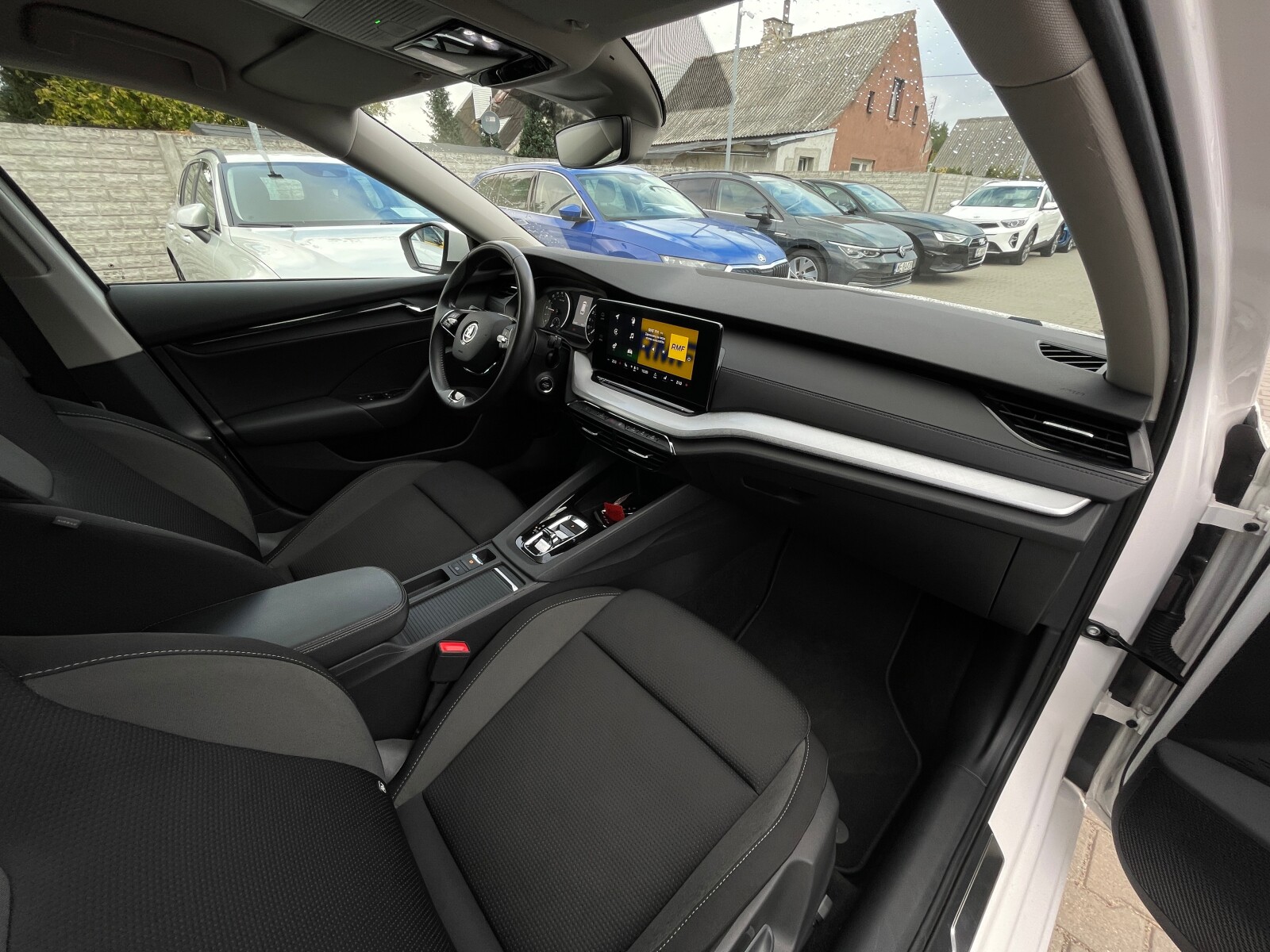 Škoda Octavia Combi - zdjęcie 16