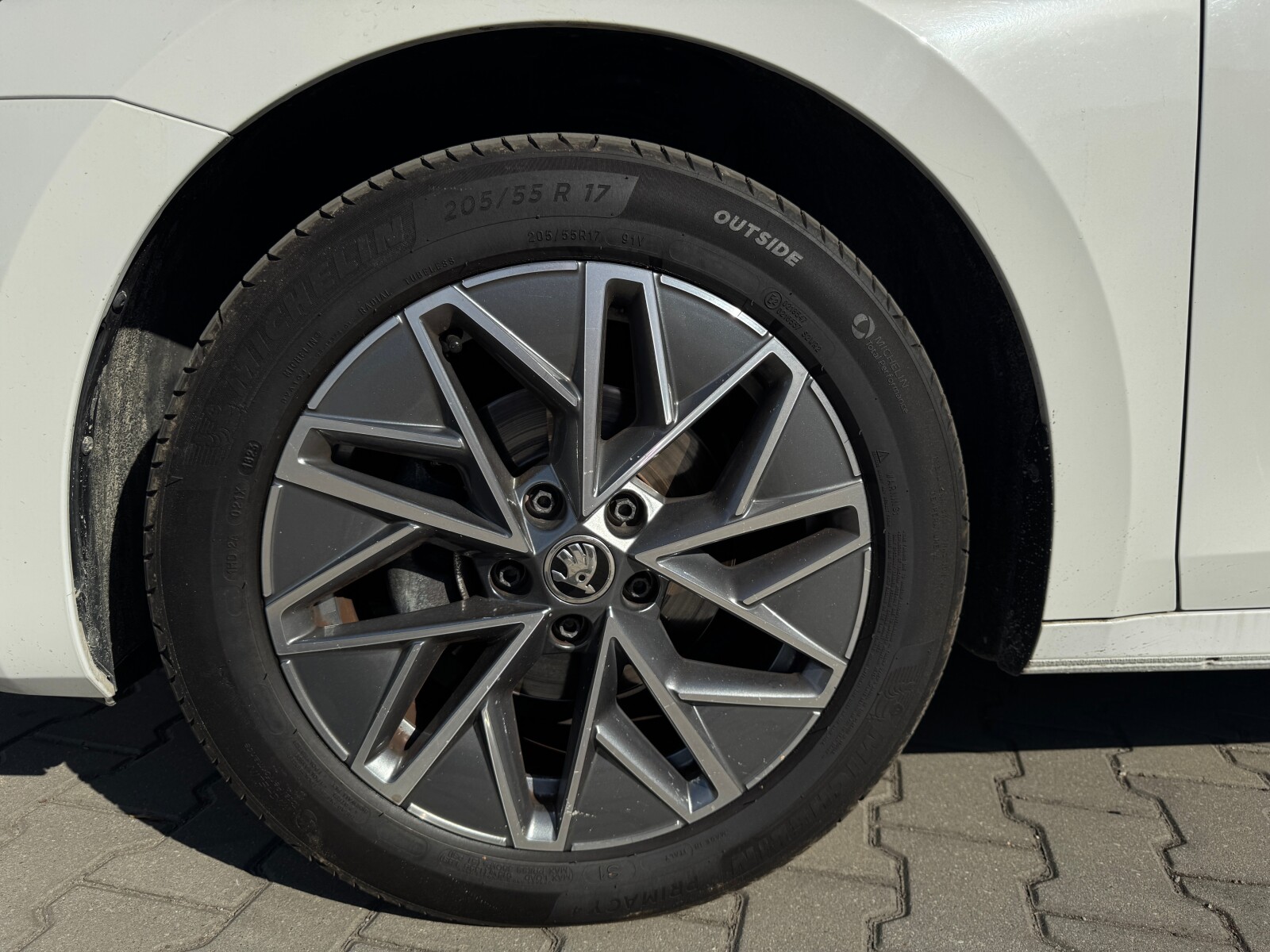 Škoda Octavia Combi - zdjęcie 15