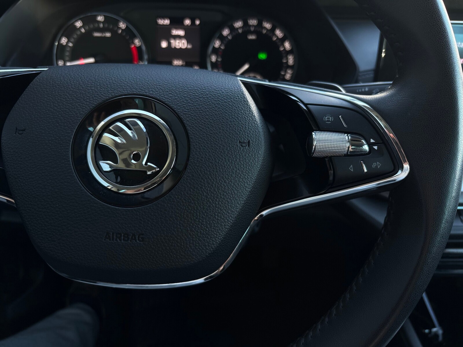 Škoda Octavia Combi - zdjęcie 16