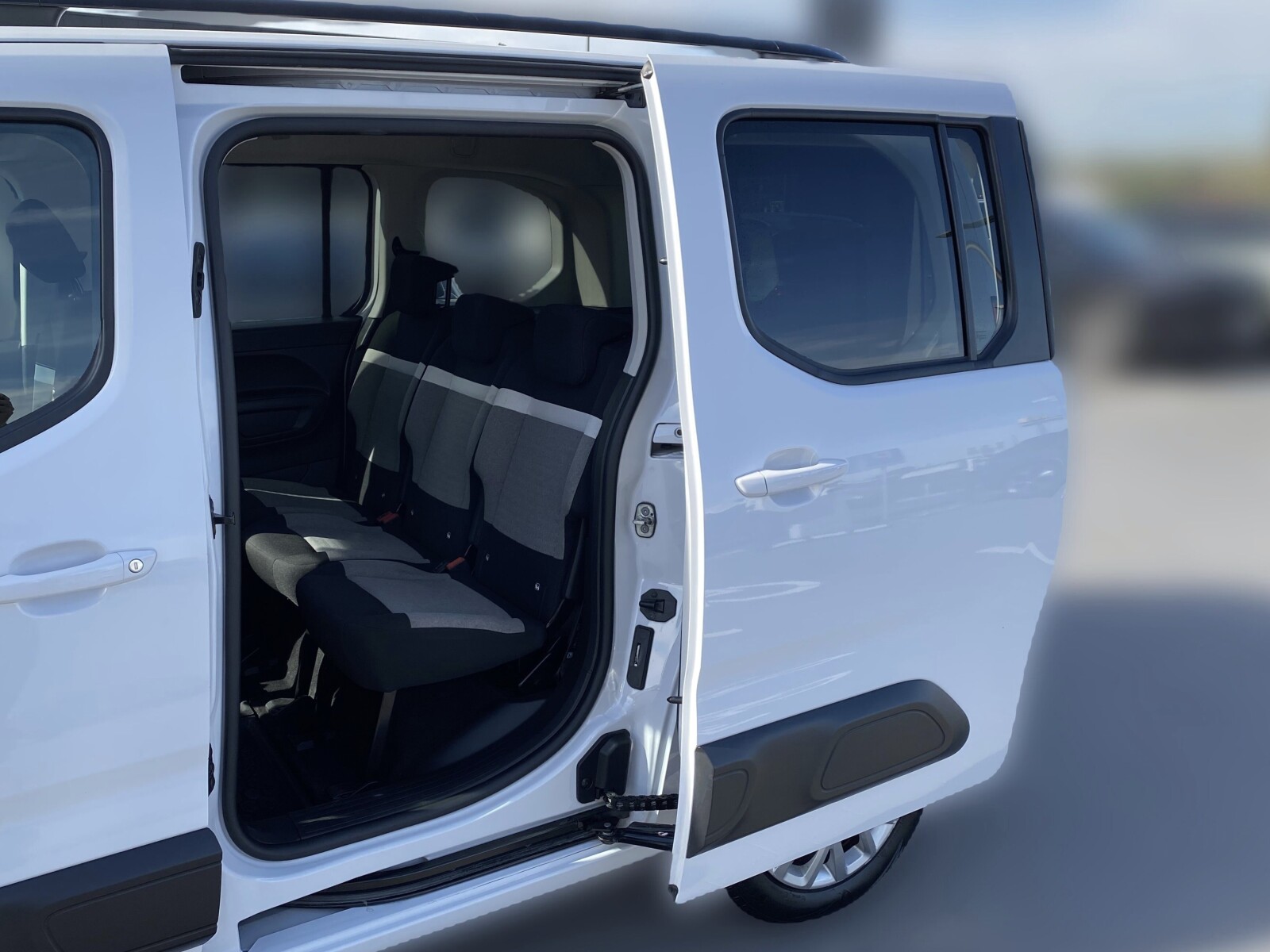 Citroën Berlingo - zdjęcie 25