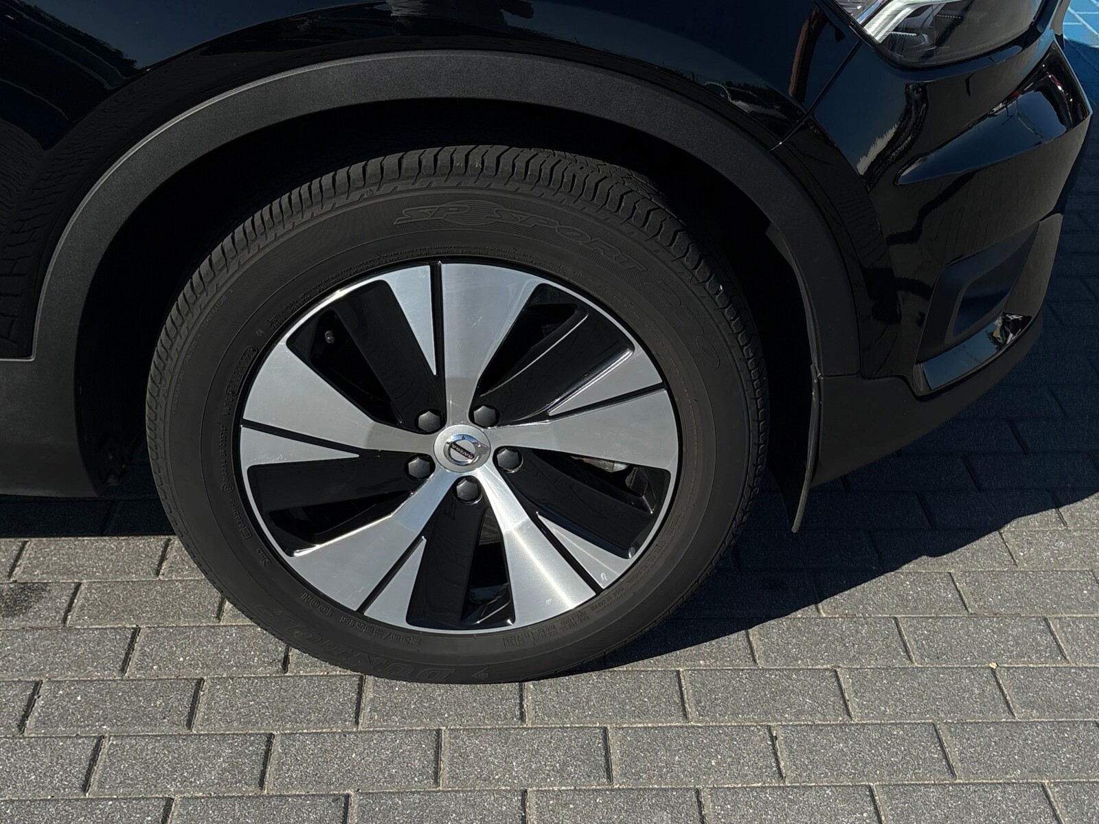Volvo XC 40 - zdjęcie 20