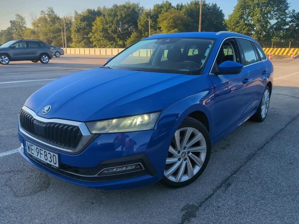 Škoda Octavia Combi - zdjęcie 1