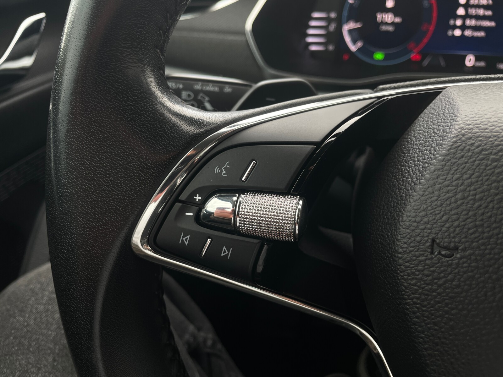 Škoda Octavia Combi - zdjęcie 20