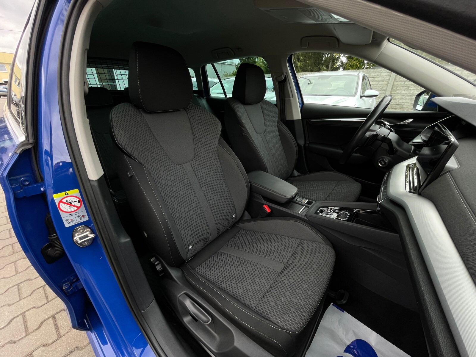 Škoda Octavia Combi - zdjęcie 16