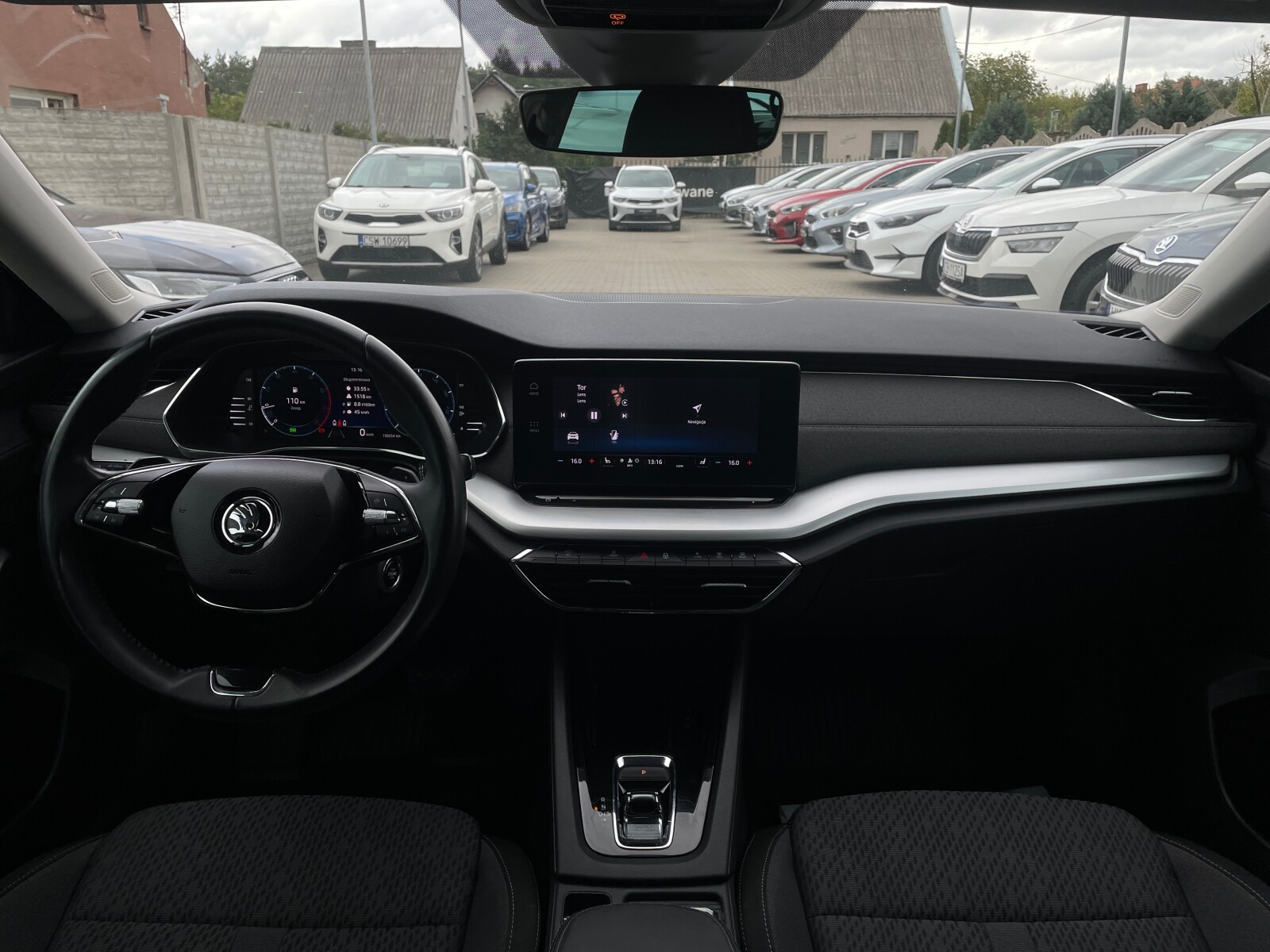 Škoda Octavia Combi - zdjęcie 18