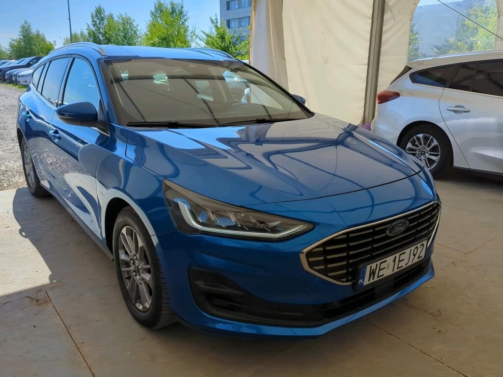 Ford Focus - zdjęcie 2