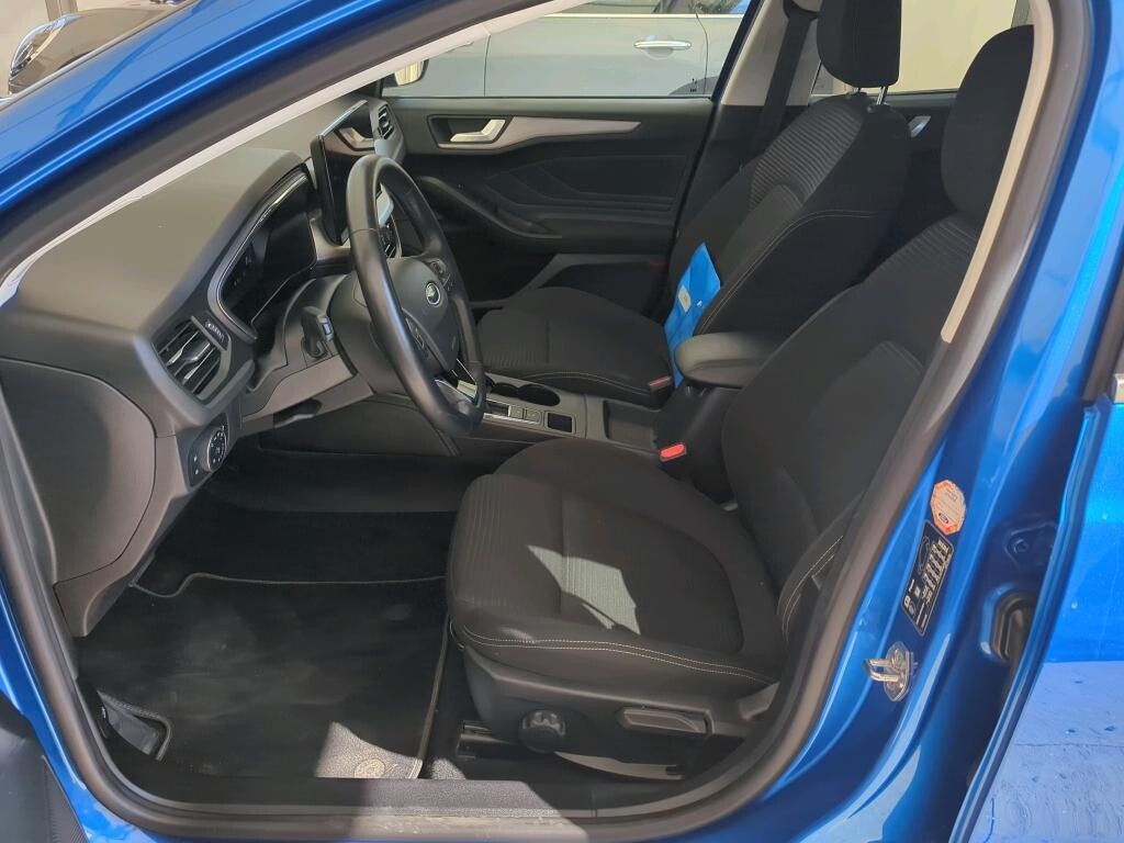 Ford Focus - zdjęcie 6