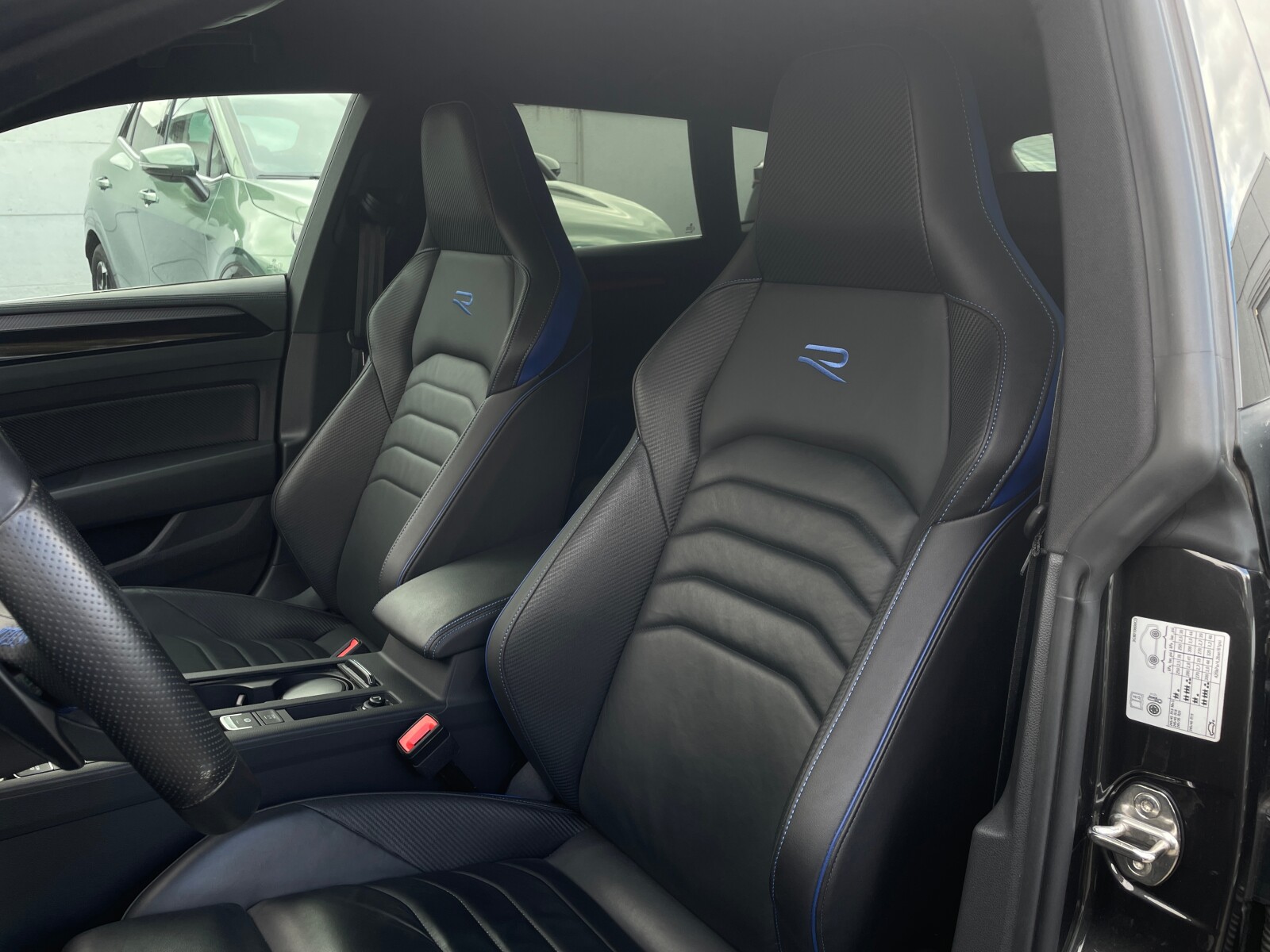 Volkswagen Arteon Shooting Brake - zdjęcie 9