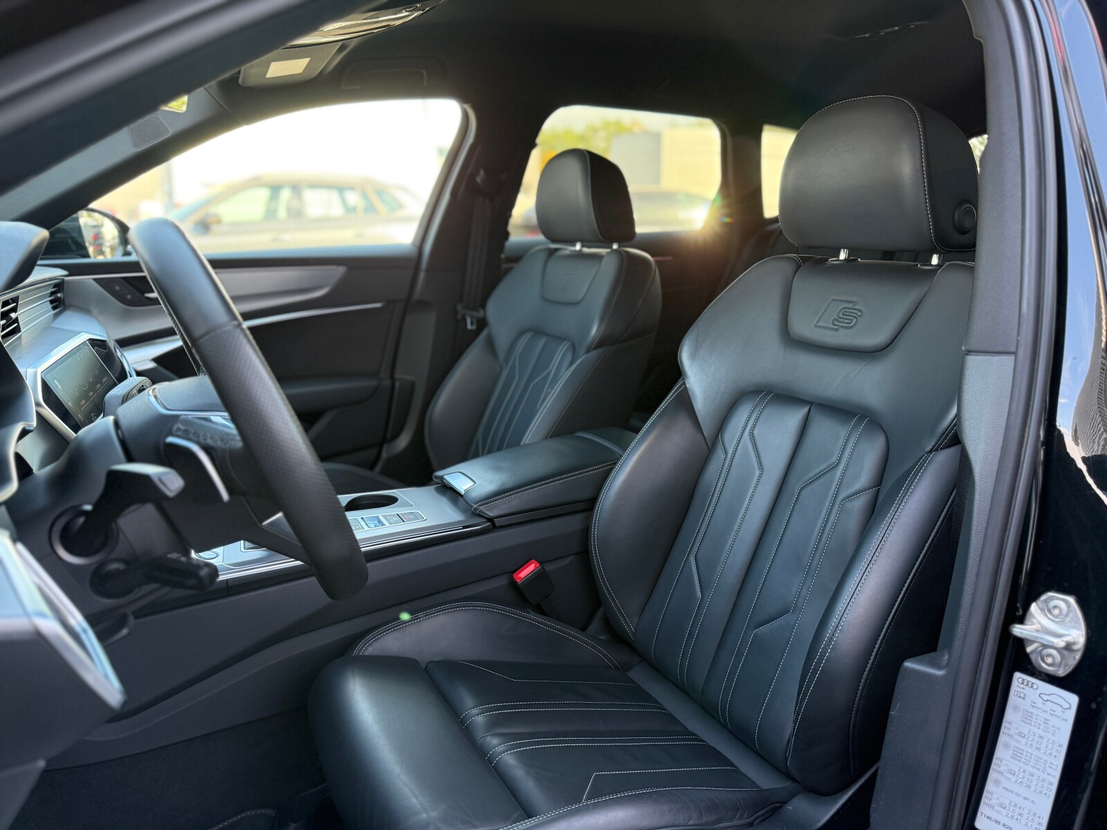 Audi A6 Avant - zdjęcie 20