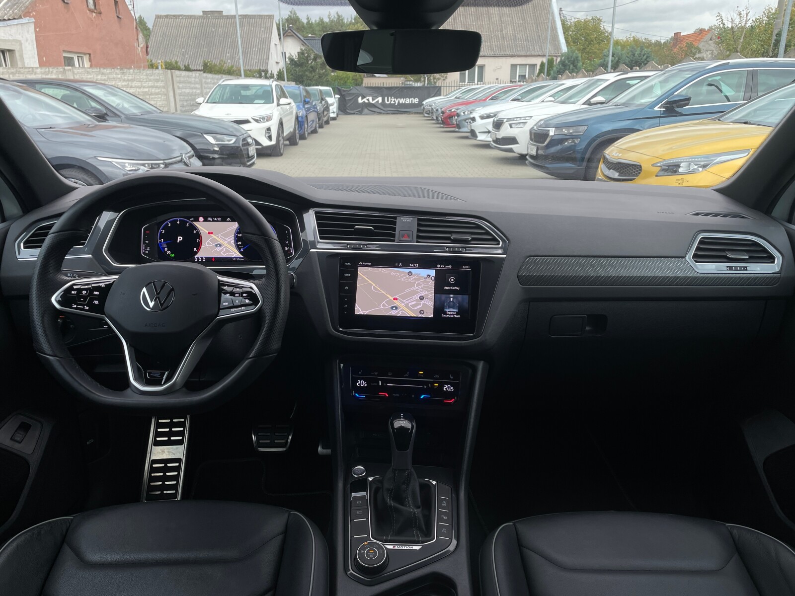 Volkswagen Tiguan - zdjęcie 21